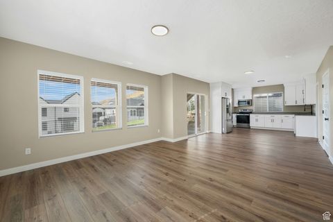 Tiny photo for 1817 W BAD ROCK CIR, Lehi, UT 84048 (MLS # 2110667)