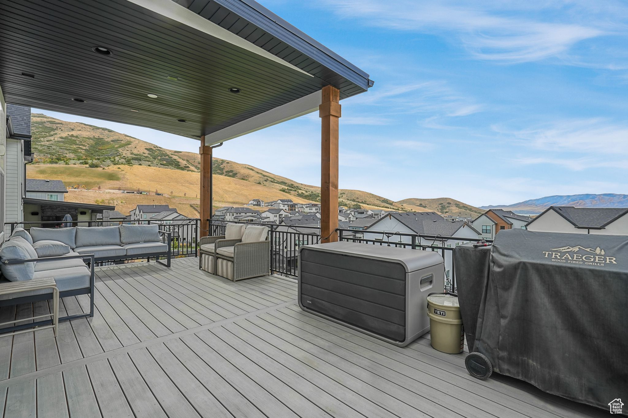 CANYON POINT - Residential