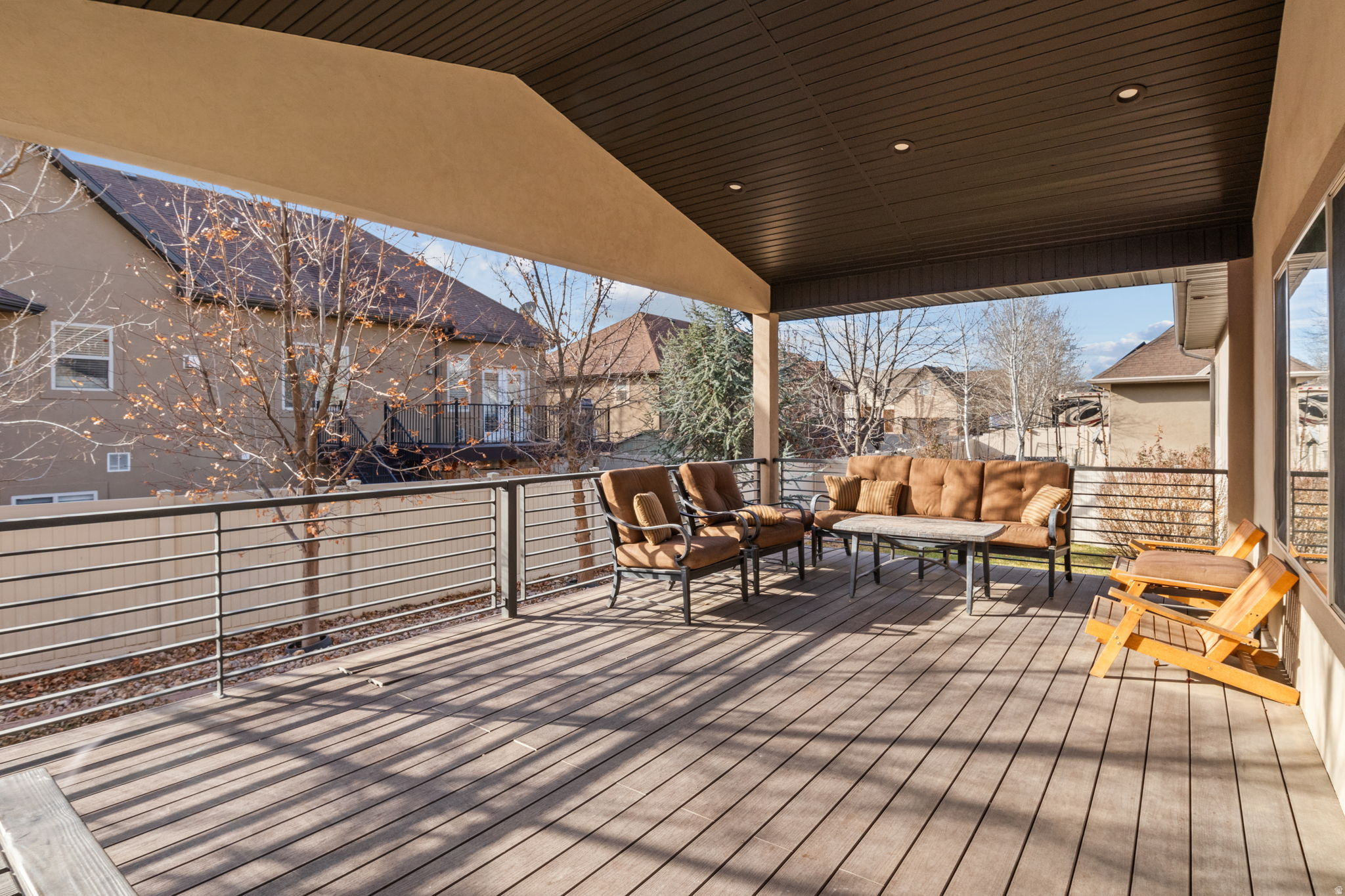 RIVER COVE - Residential