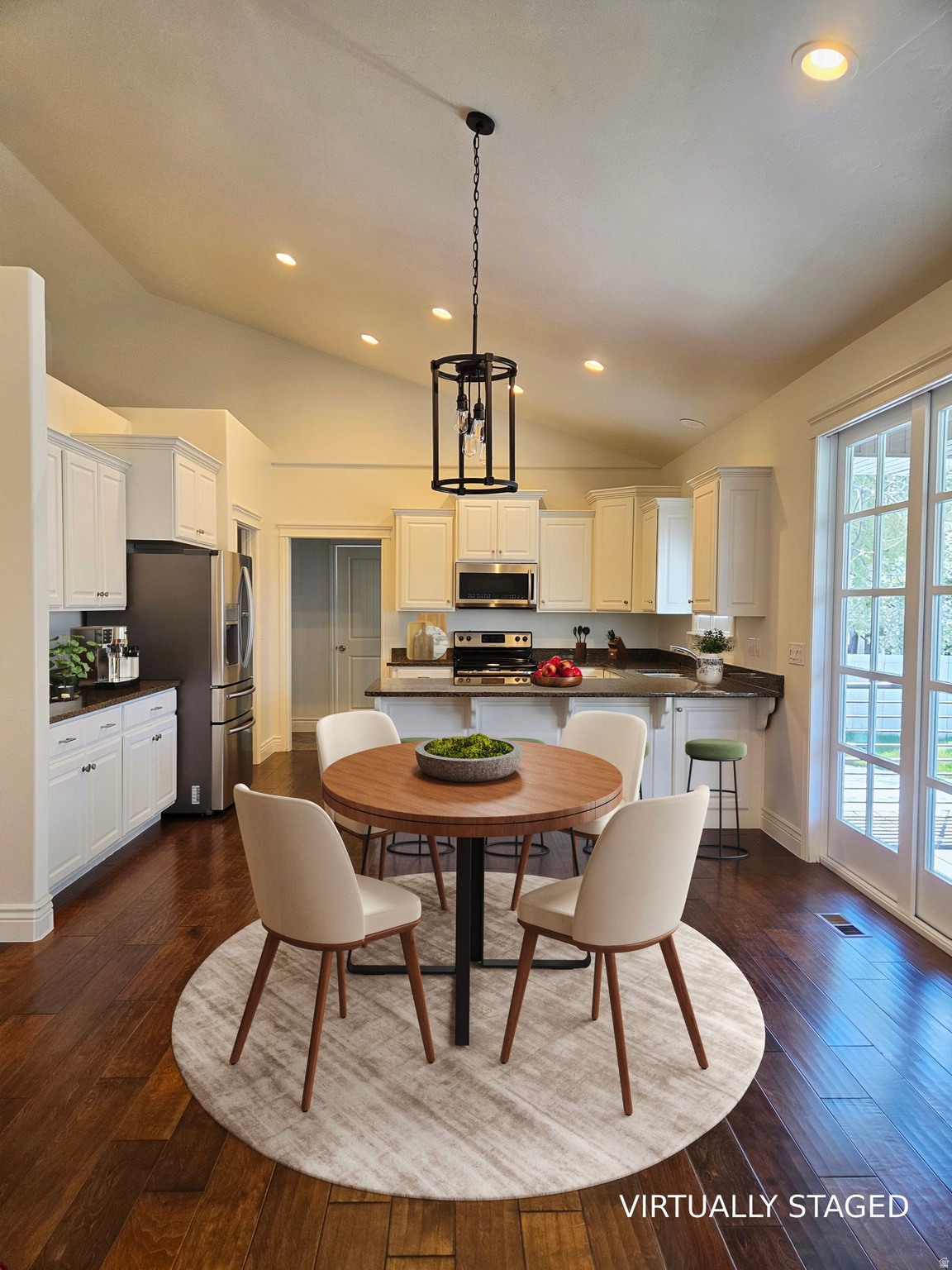 RIVER COVE - Residential