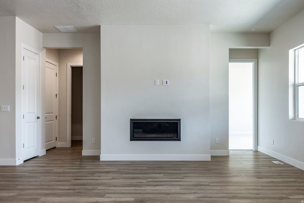 Photo of 2731 N SALVIA DR #2010, Saratoga Springs, UT 84045 (MLS # 2177430)