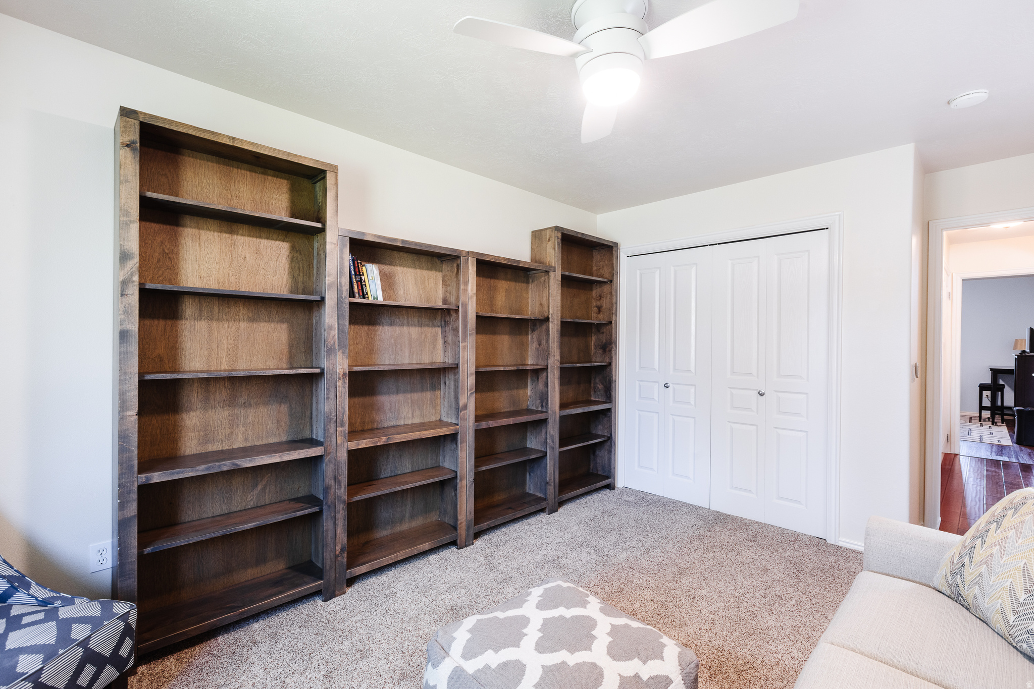 FOX BOROUGH - Residential