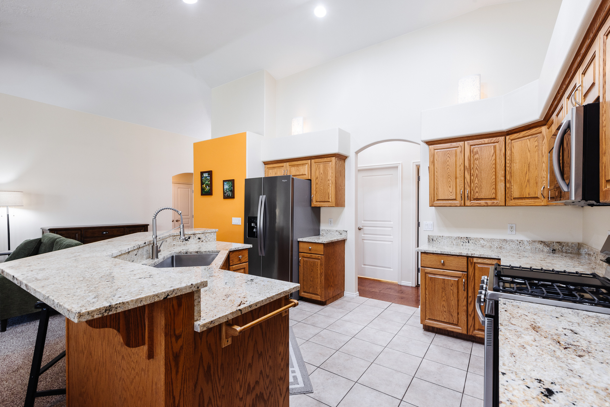 FOX BOROUGH - Residential