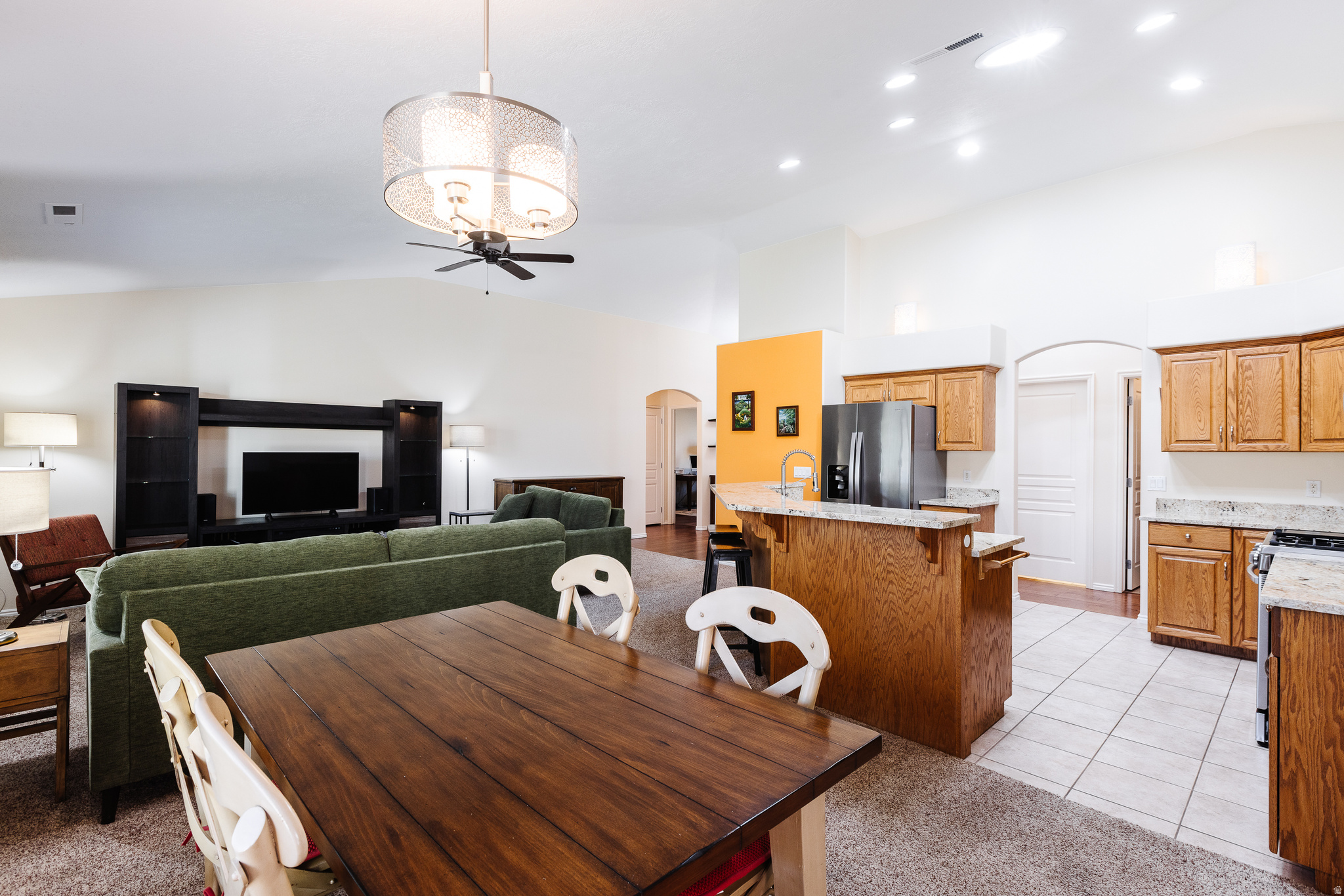 FOX BOROUGH - Residential