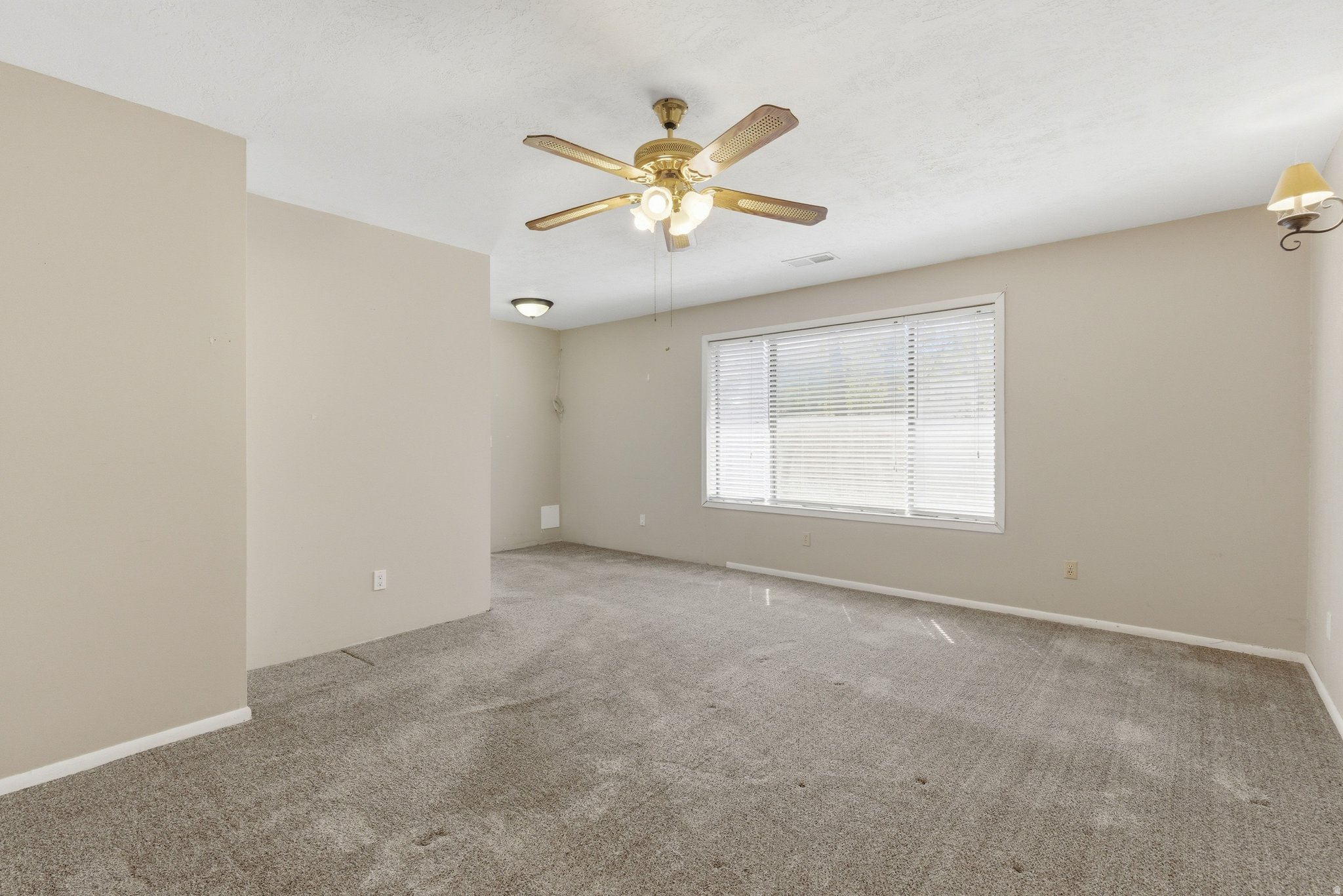 VALE MANOR - Residential