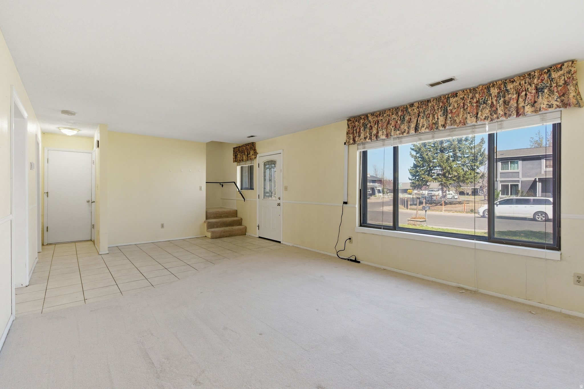 VALE MANOR - Residential