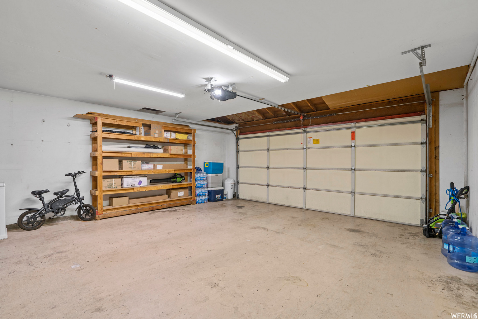 VALE MANOR - Residential