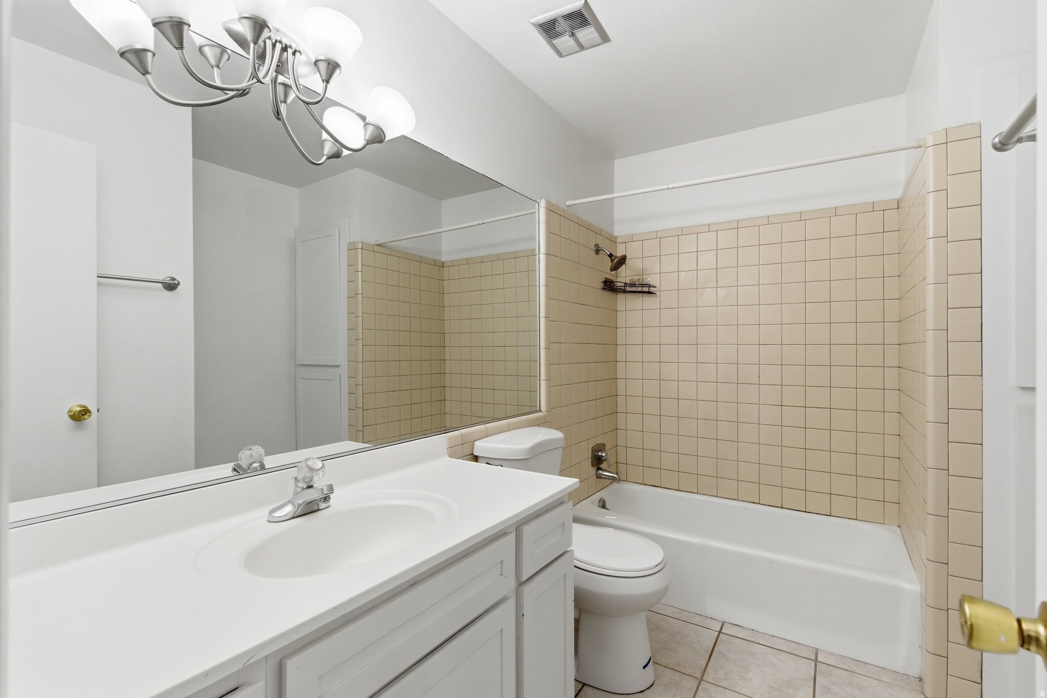 VALE MANOR - Residential