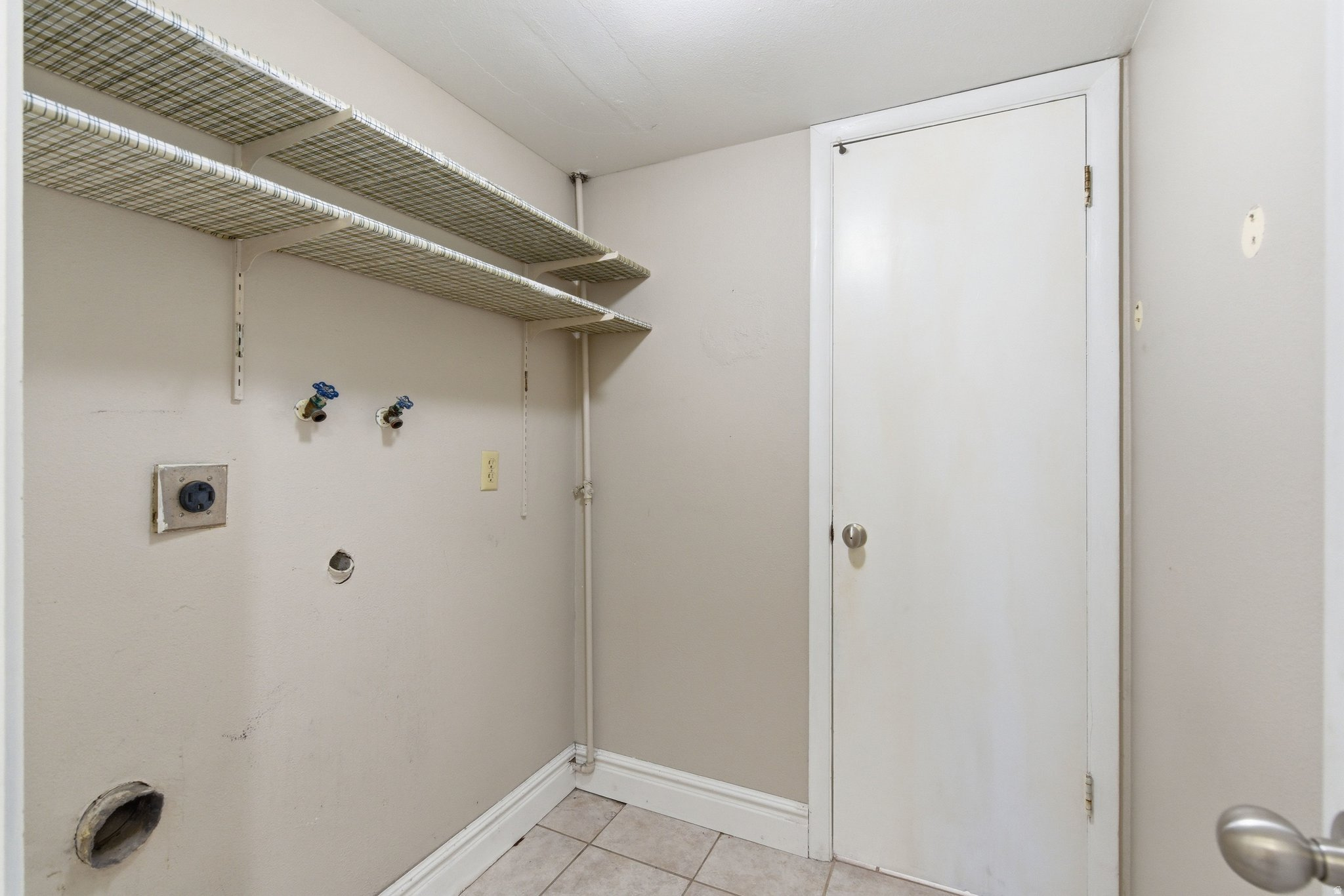 VALE MANOR - Residential