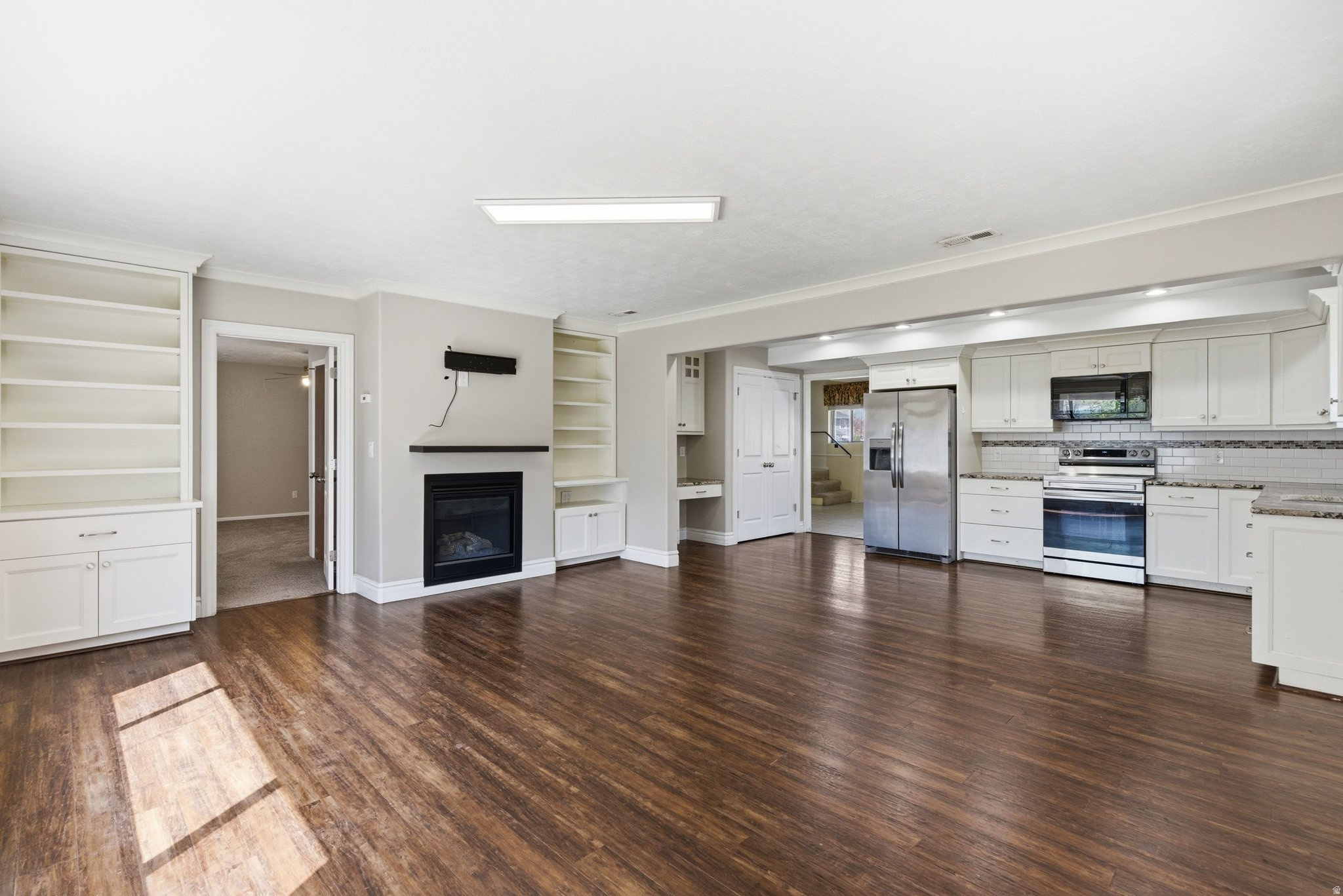 VALE MANOR - Residential