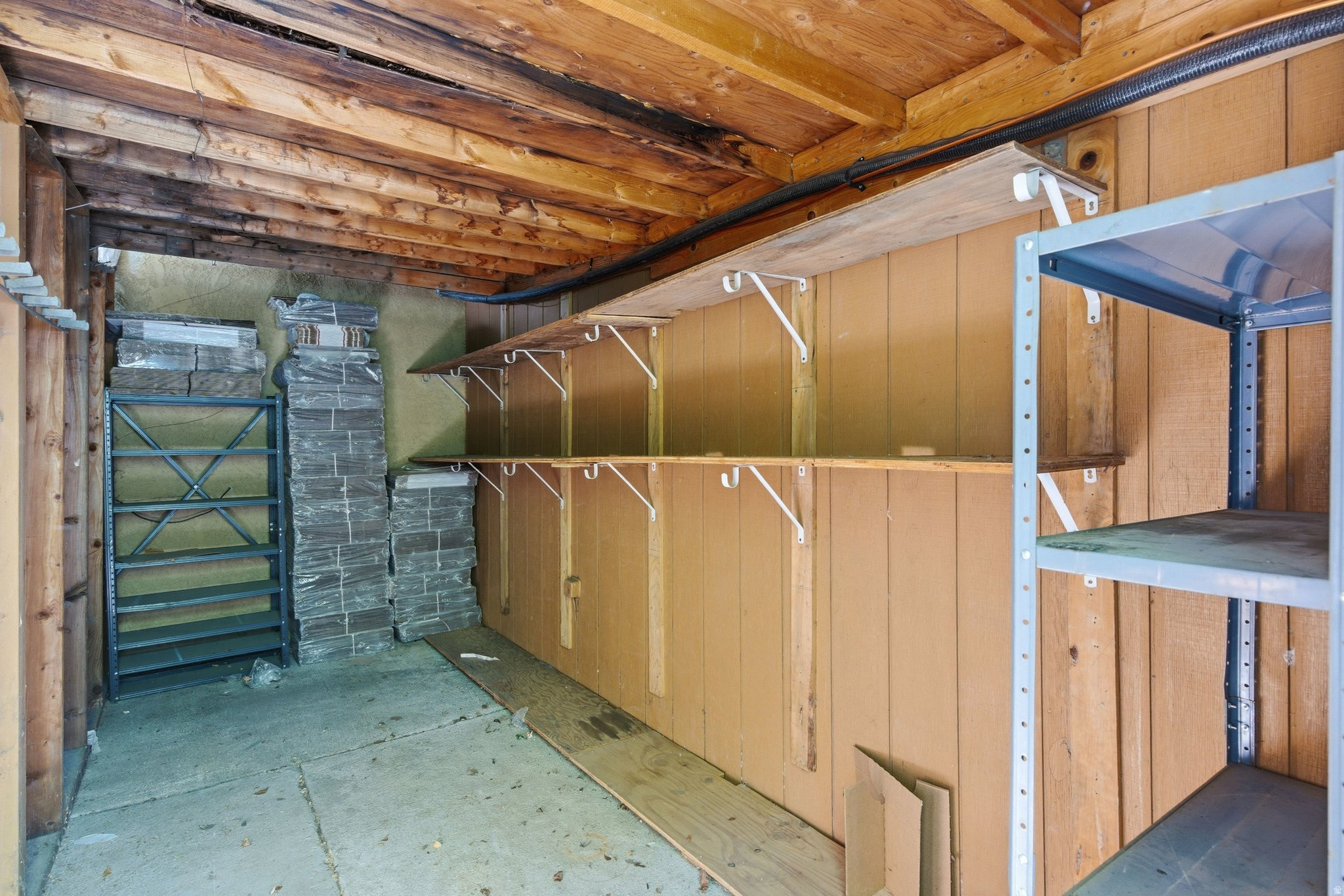 VALE MANOR - Residential