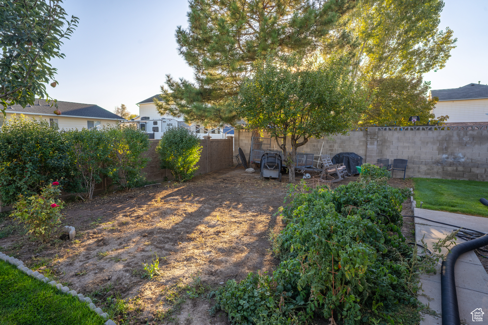 MEADOWS - Residential