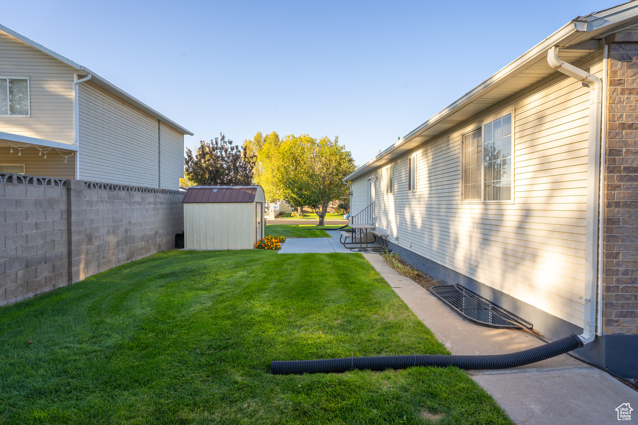 MEADOWS - Residential