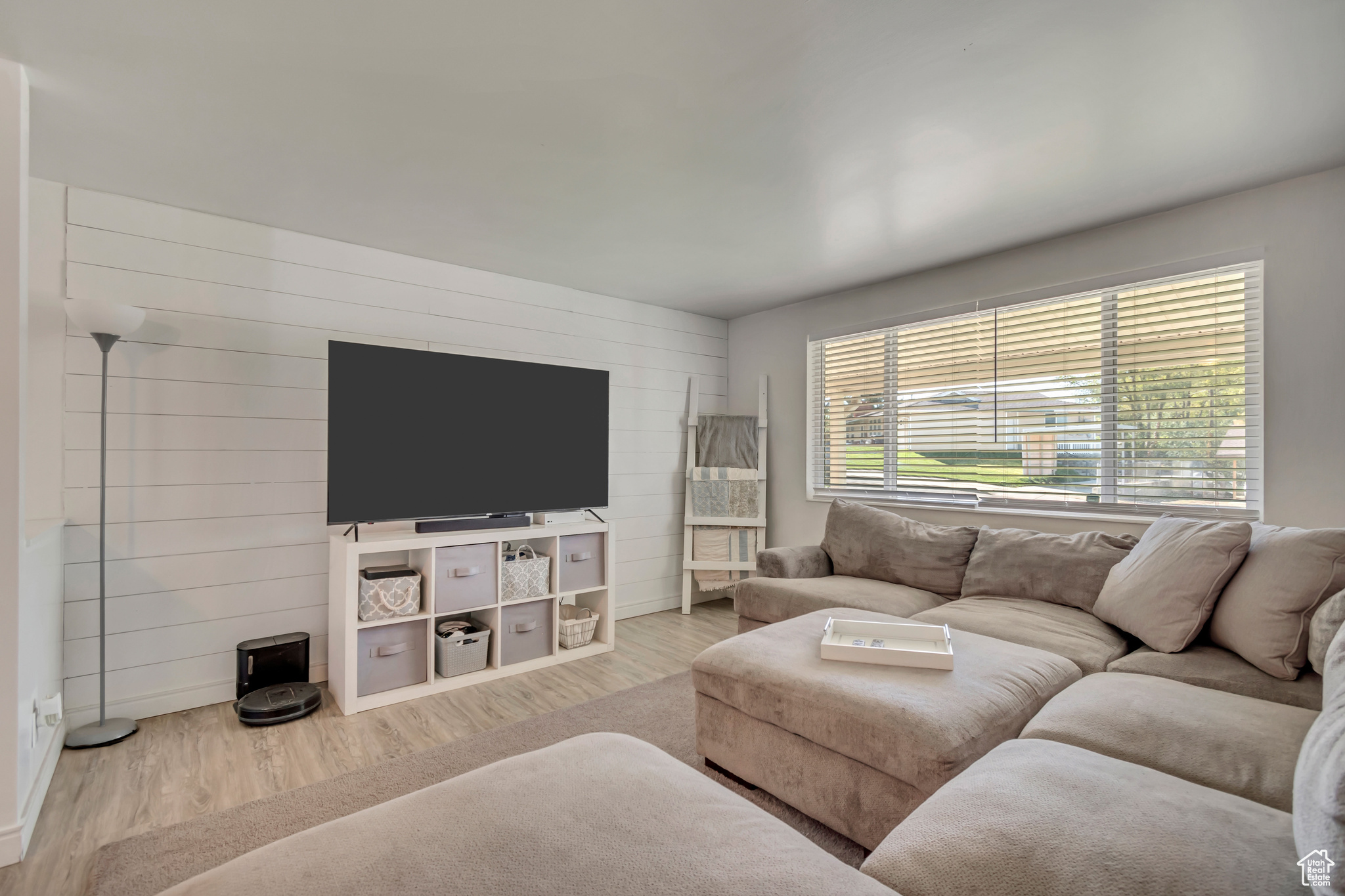 NORTH CREST MANOR NO - Residential