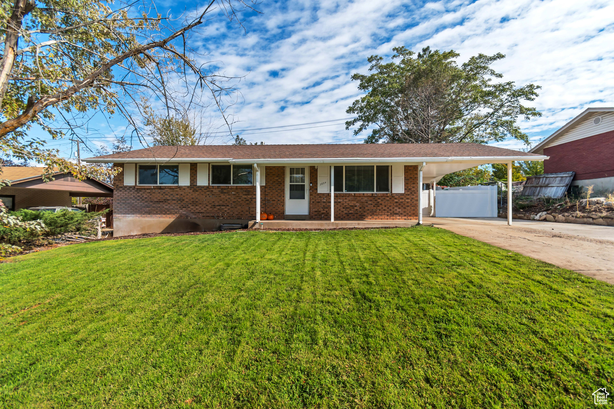 NORTH CREST MANOR NO - Residential