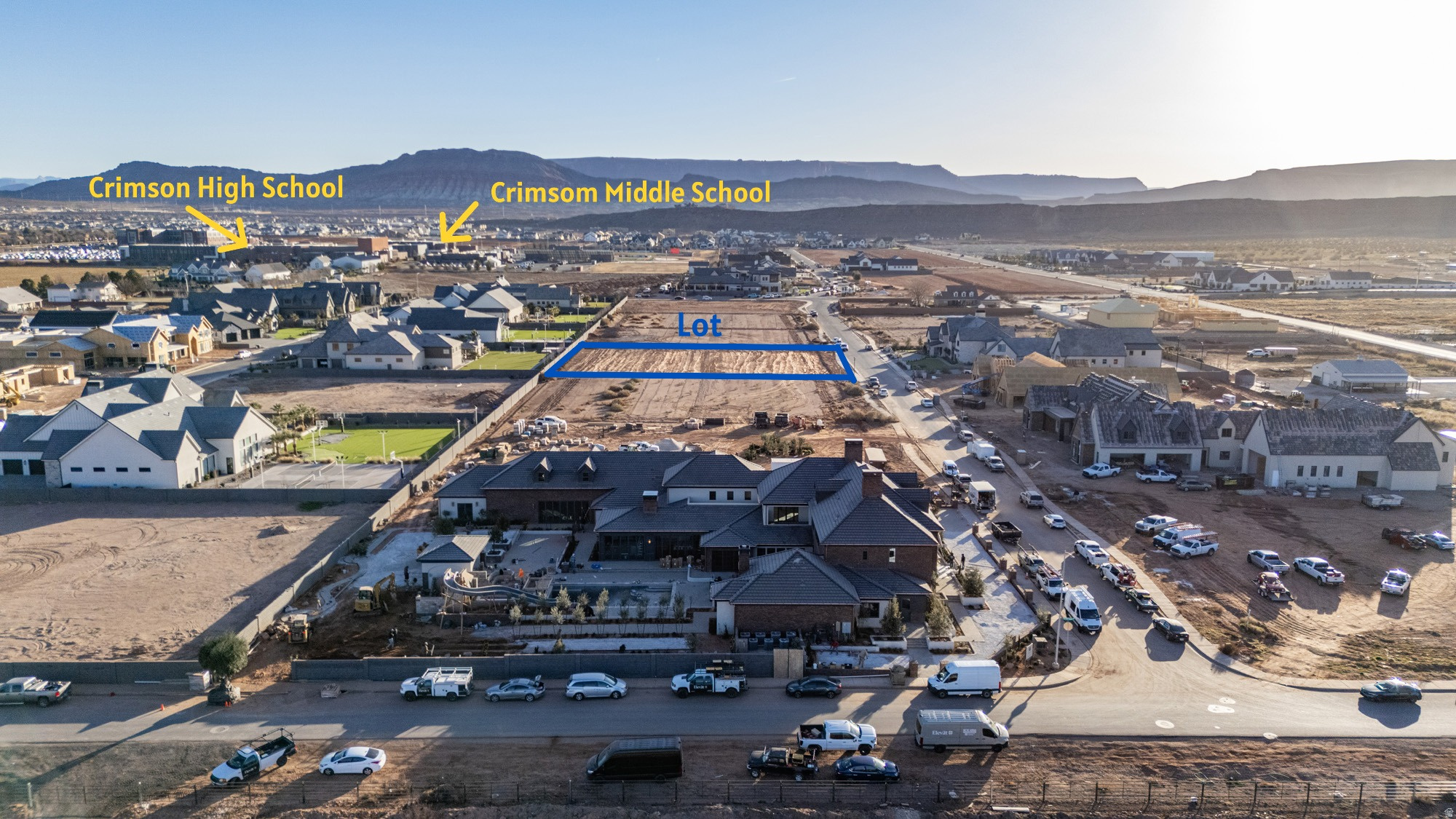 Main image without alt text