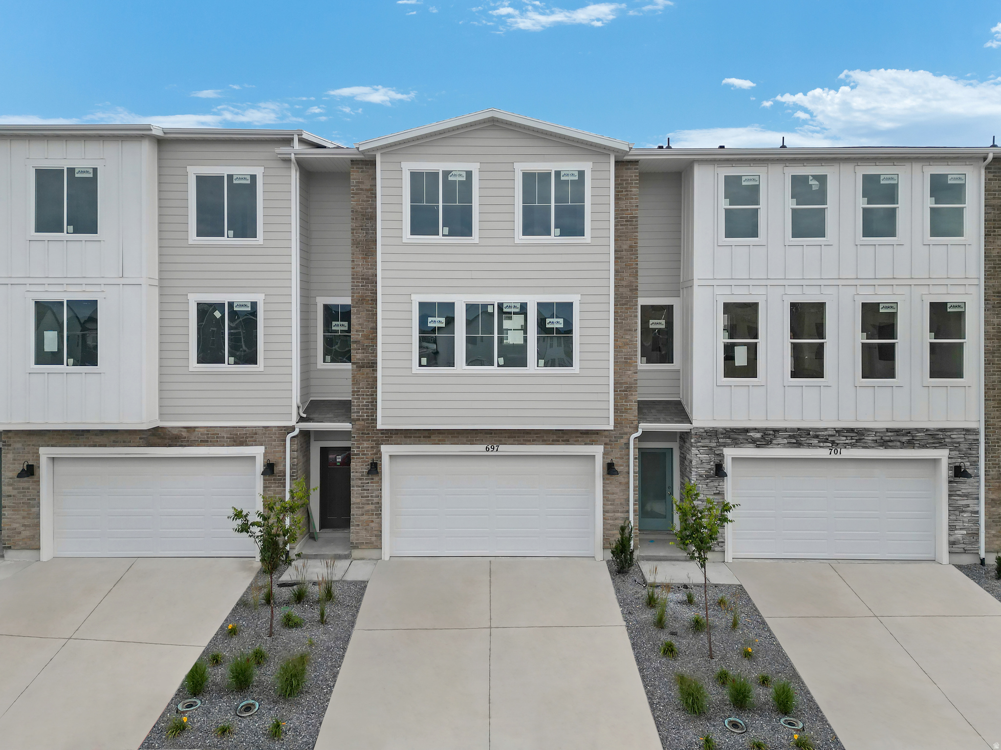 BRYLEE TOWNS - Residential