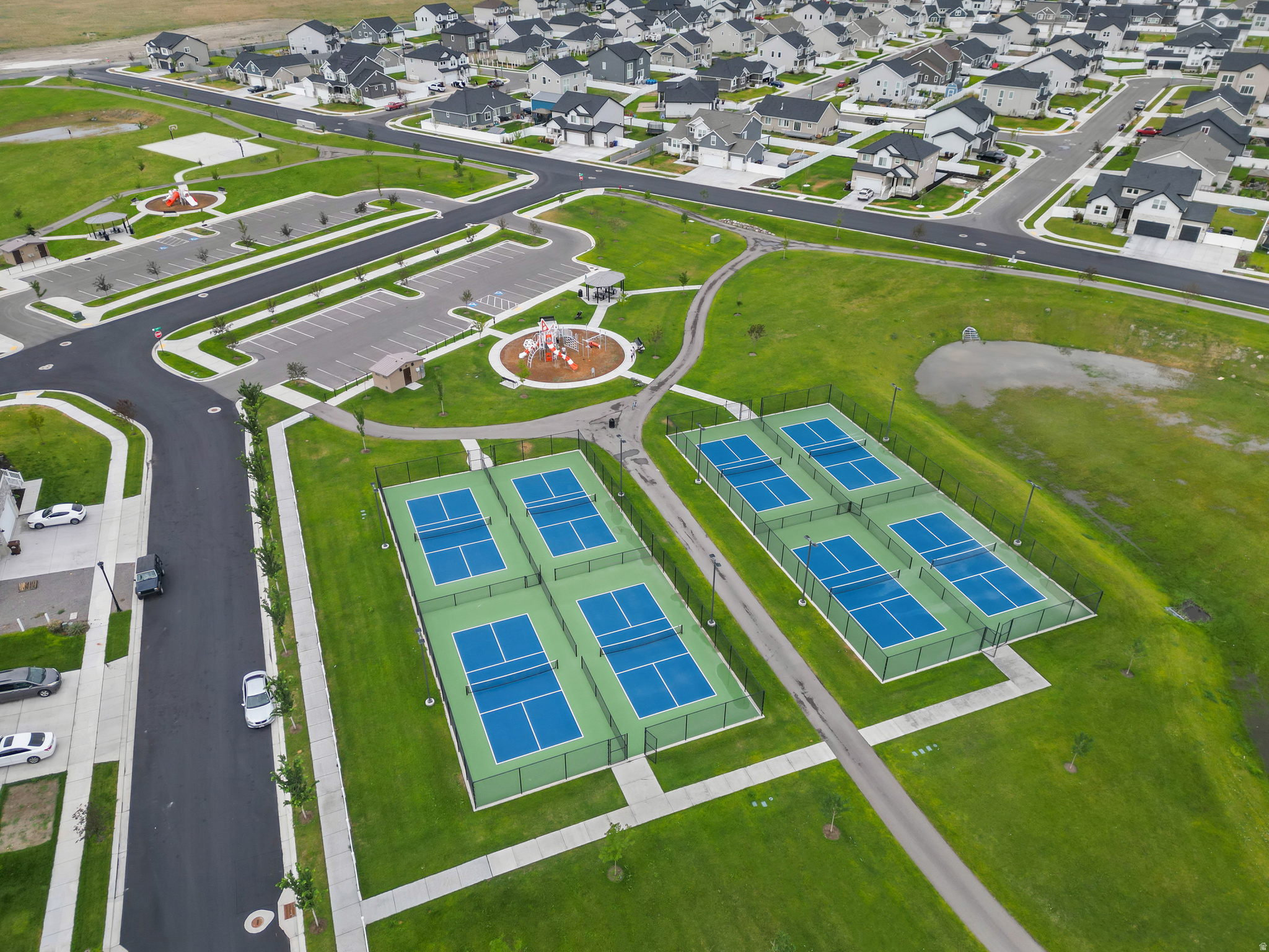 BRYLEE TOWNS - Residential