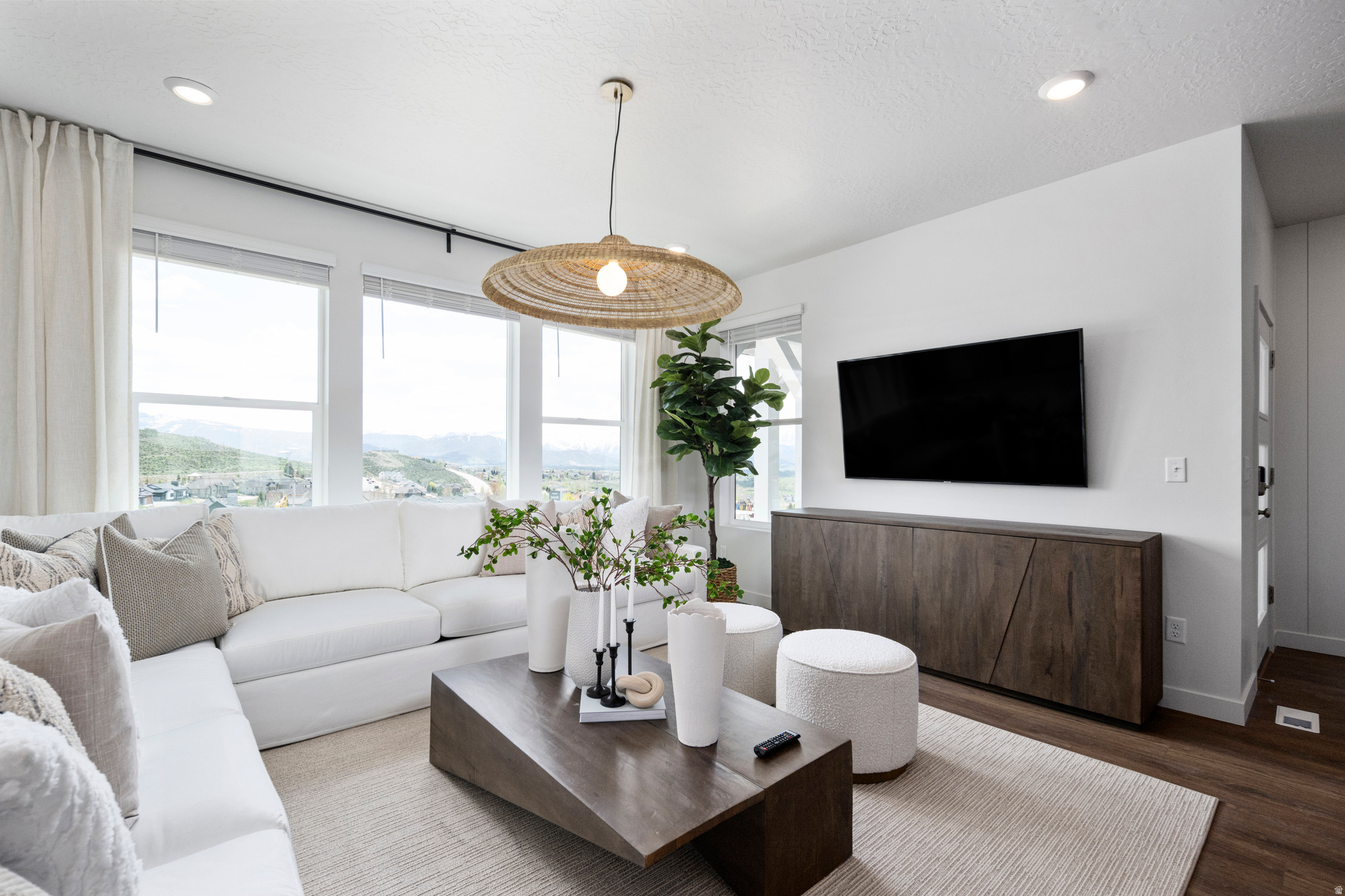 THE VALLEY AT WILDFLOWER - Residential