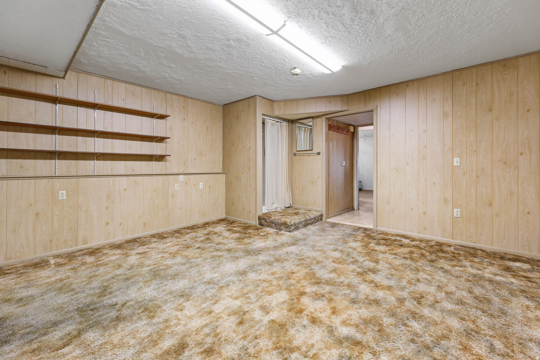 RIVER RIDGE - Residential