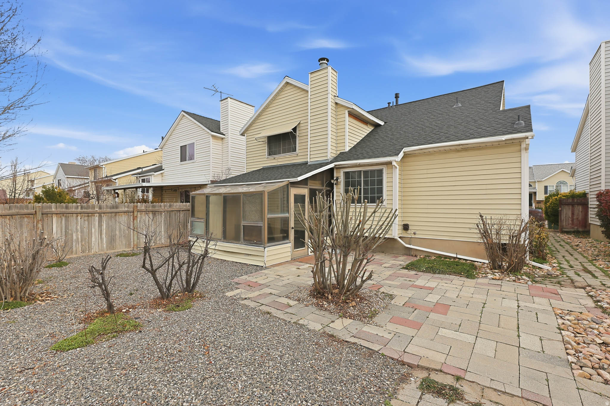 RIVER RIDGE - Residential