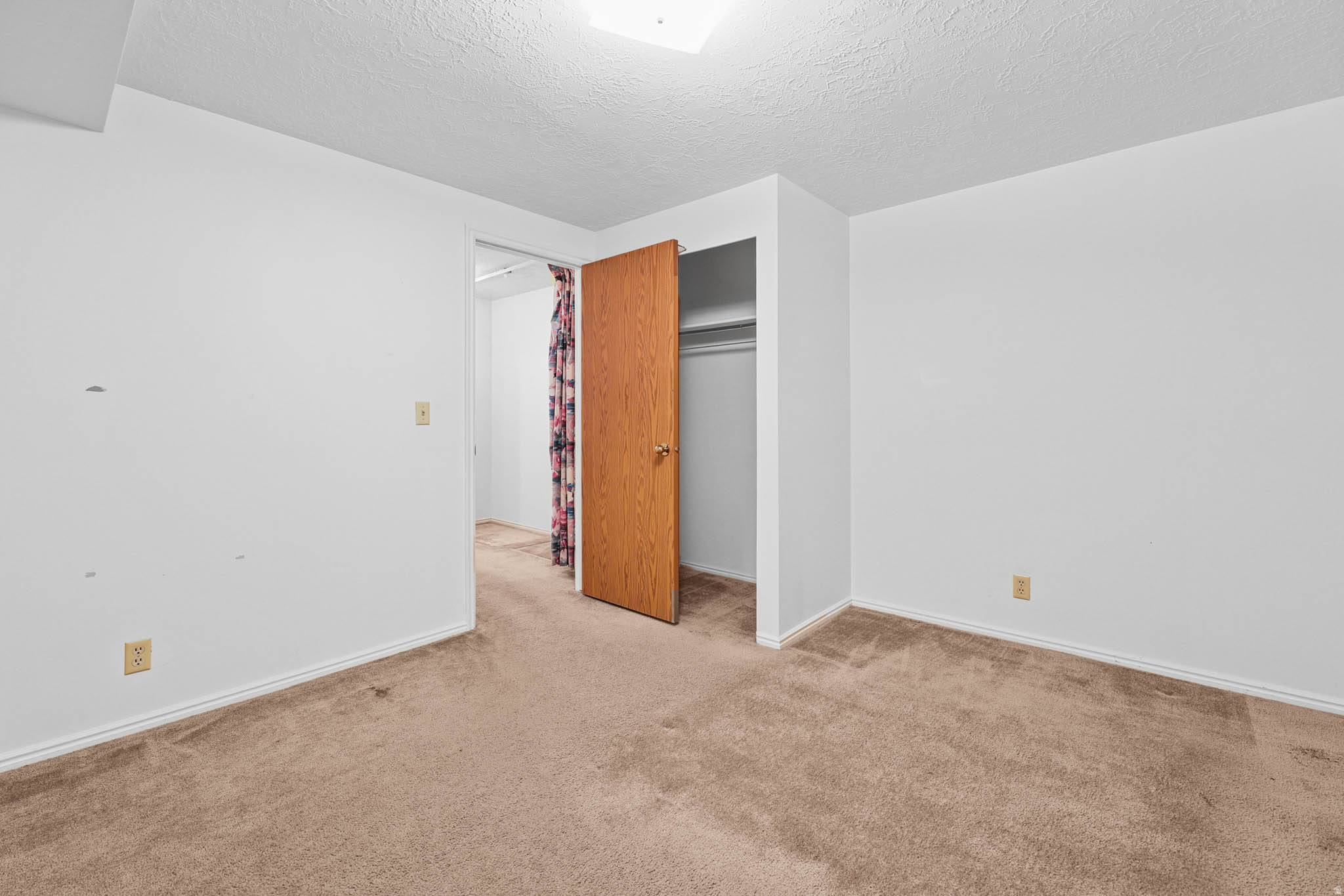 RIVER RIDGE - Residential