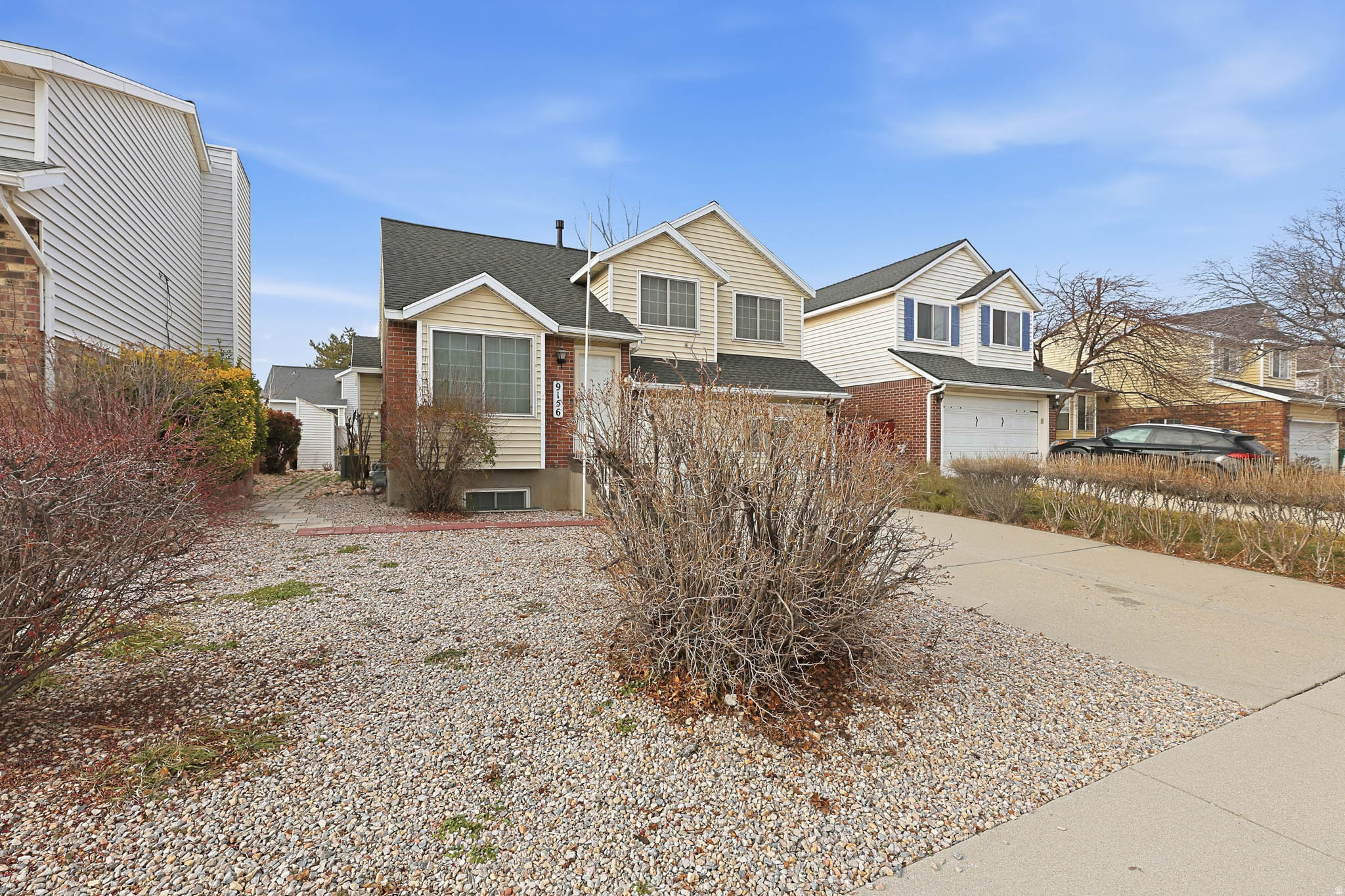 RIVER RIDGE - Residential