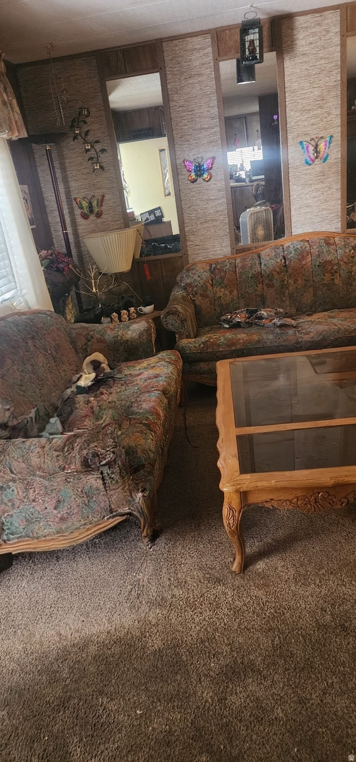 AMERICAN HERATIGE RETIREMENT COMMUNITY - Residential