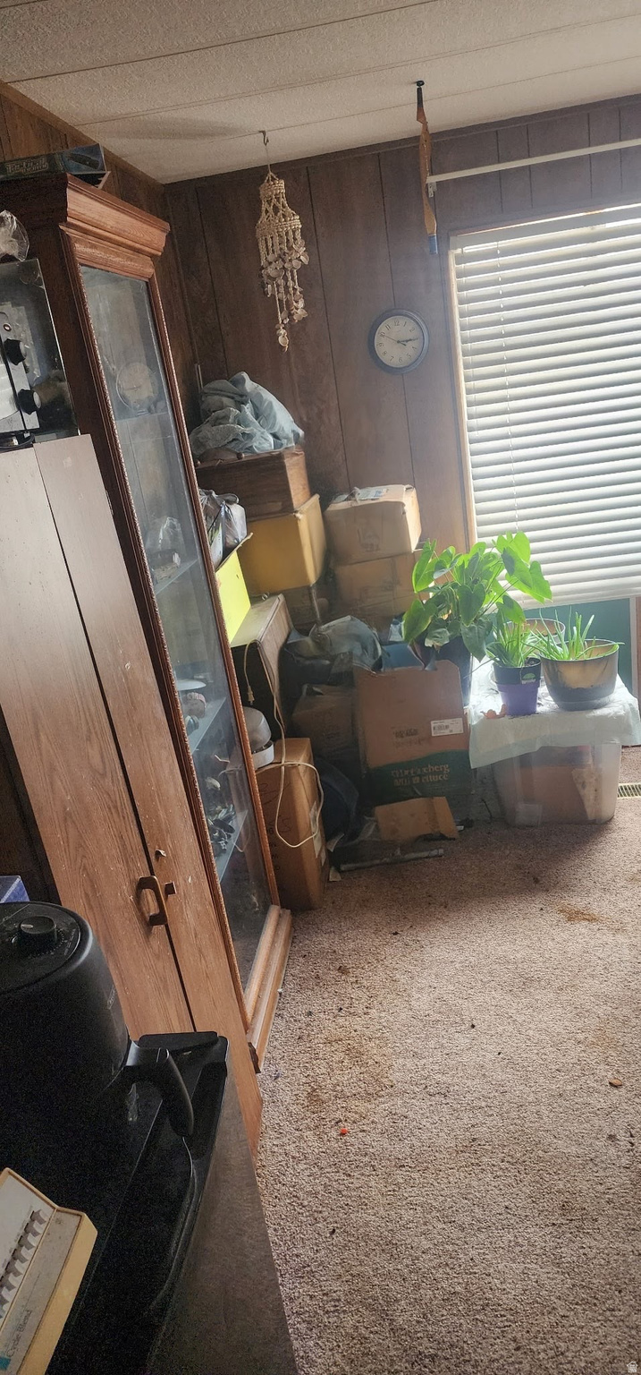 AMERICAN HERATIGE RETIREMENT COMMUNITY - Residential