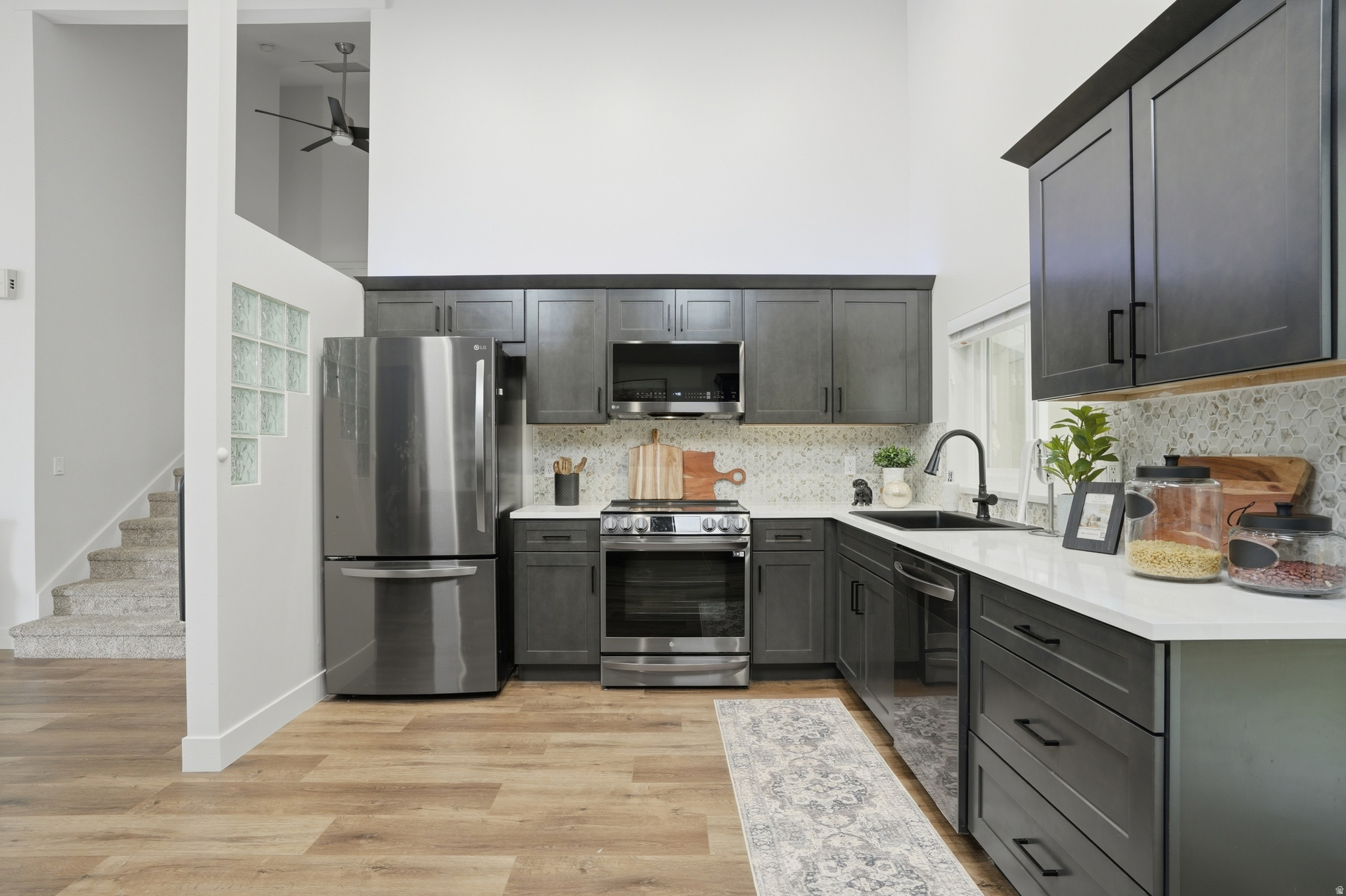 HIDDEN VALLEY ESTATES - Residential