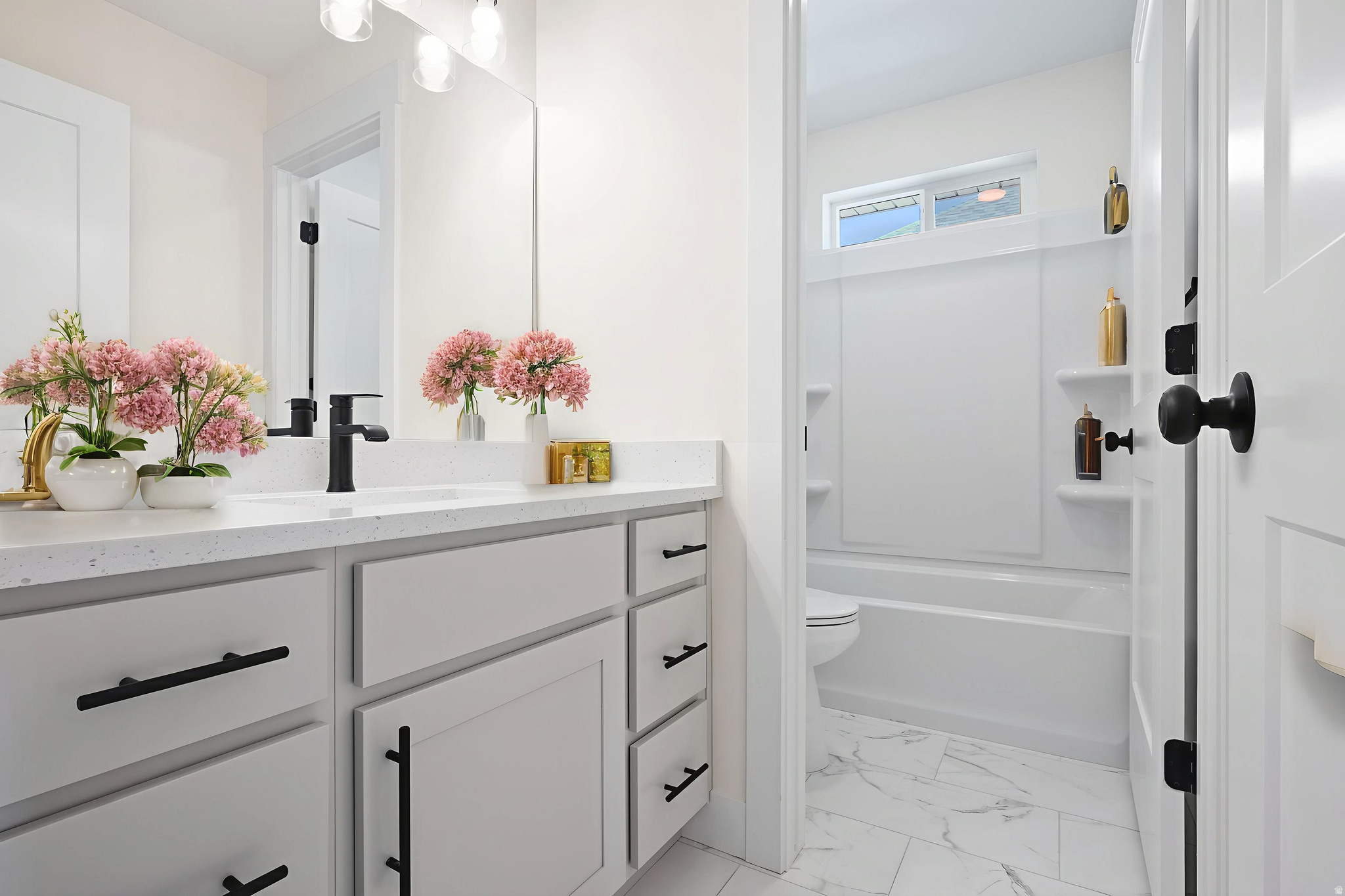 WESTFIELDS CENTRAL - Residential