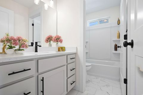 Tiny photo for 804 W 900 S, Springville, UT 84663 (MLS # 2122692)