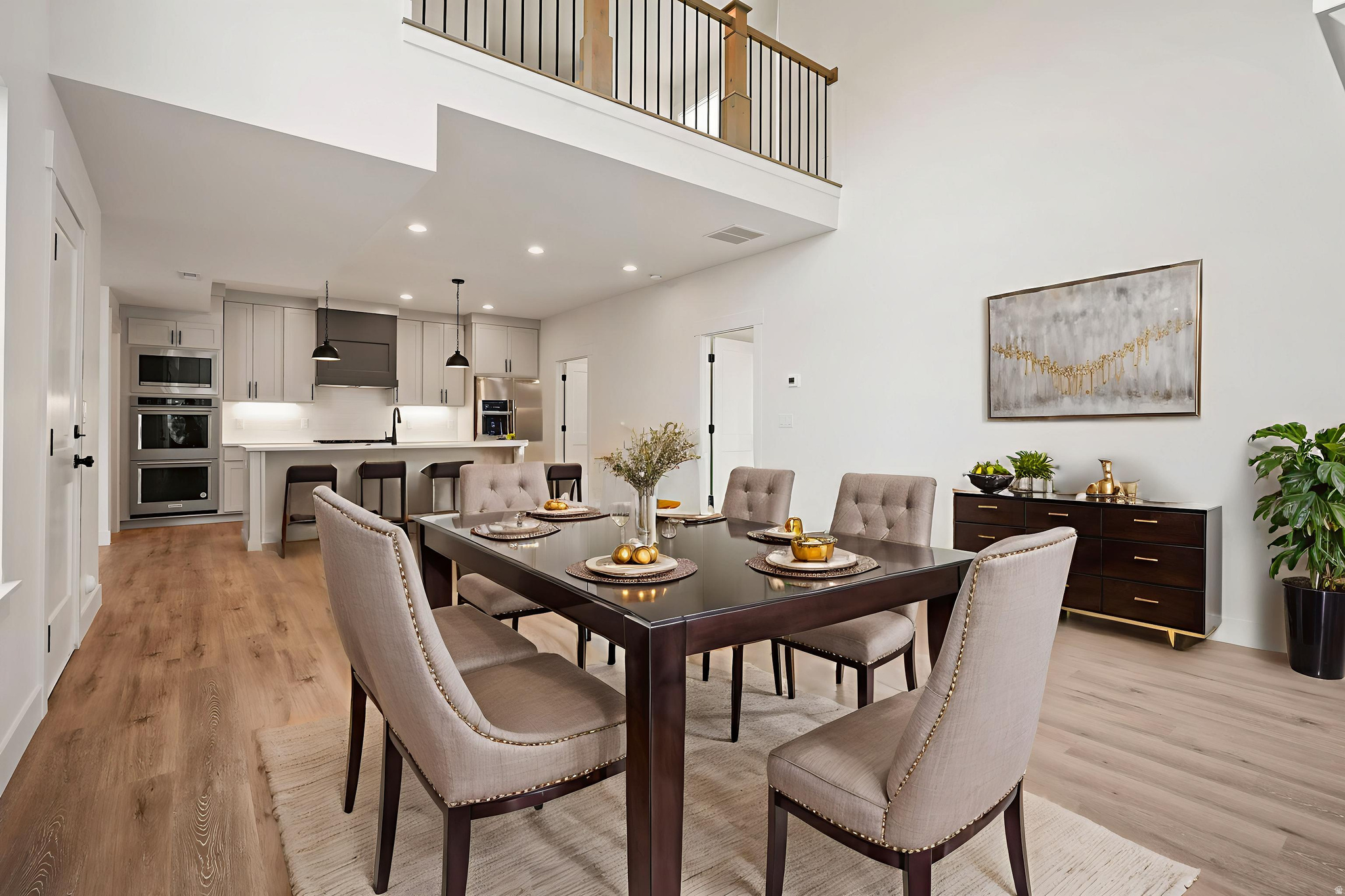 WESTFIELDS CENTRAL - Residential