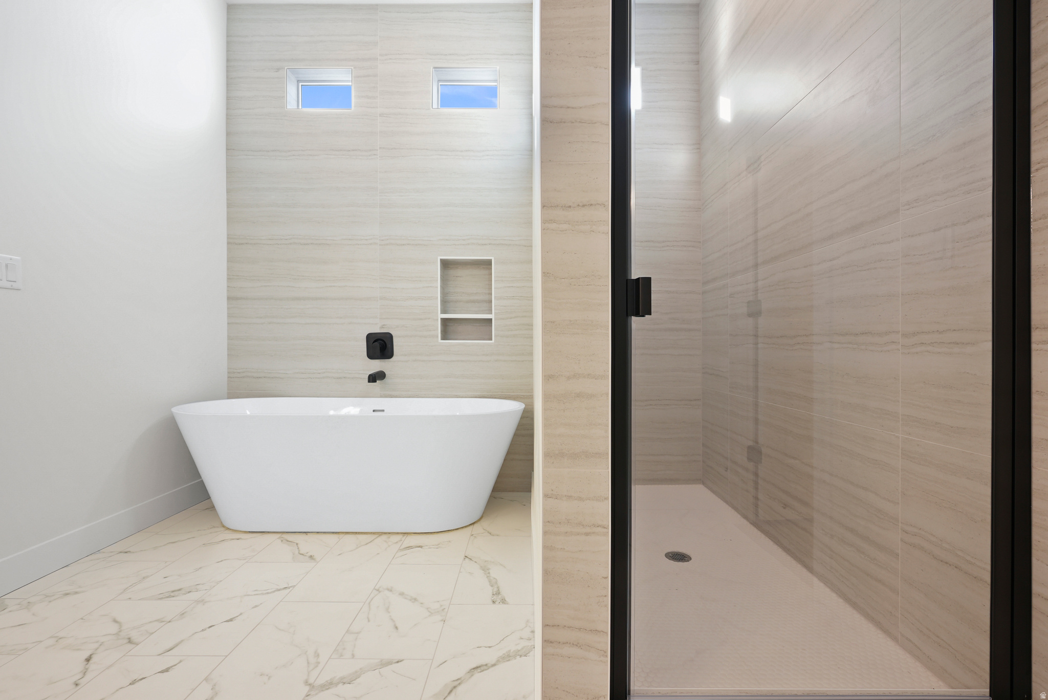 WESTFIELDS CENTRAL - Residential