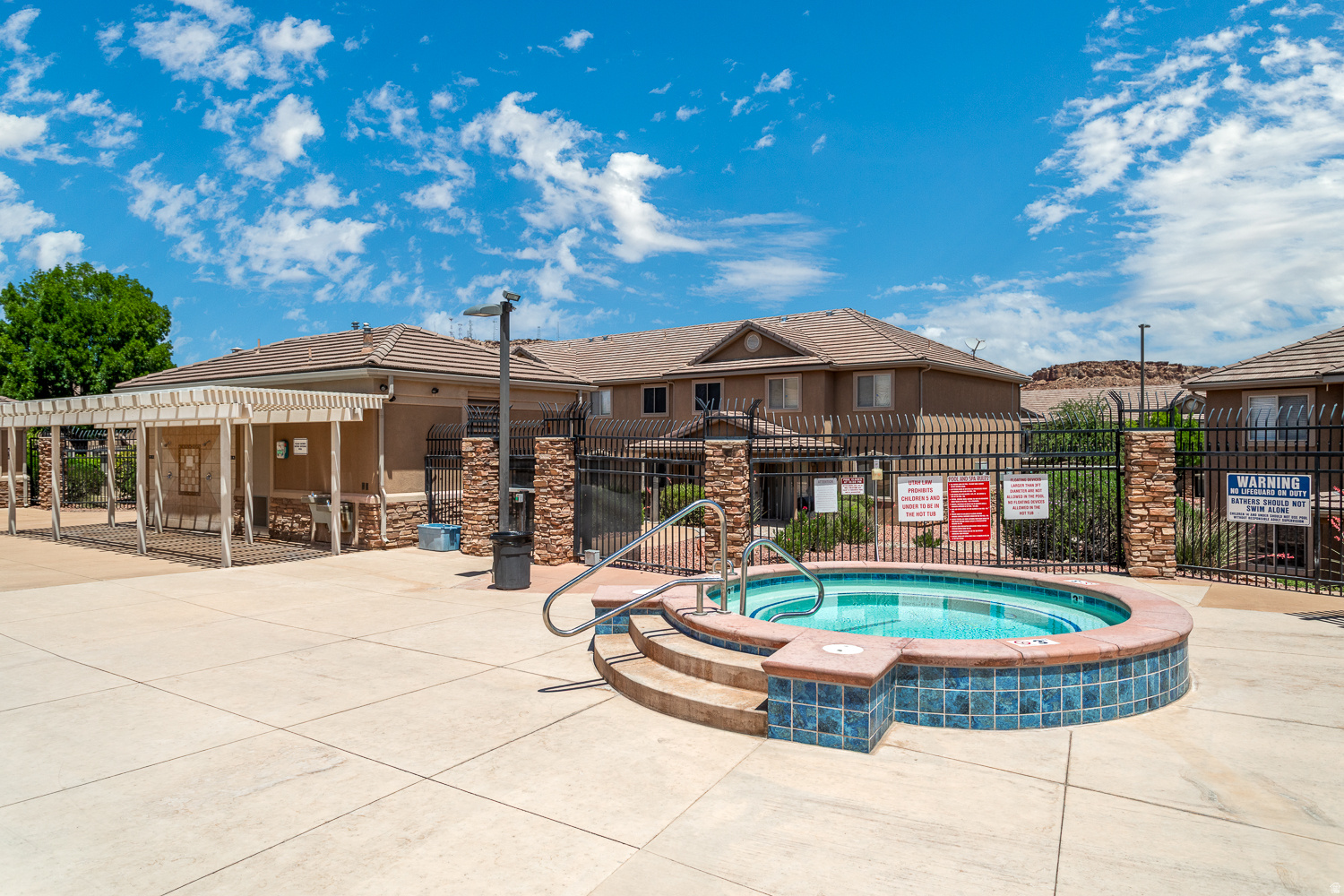 HIDDEN VALLEY TOWN HOMES PUD PH 1 - Residential
