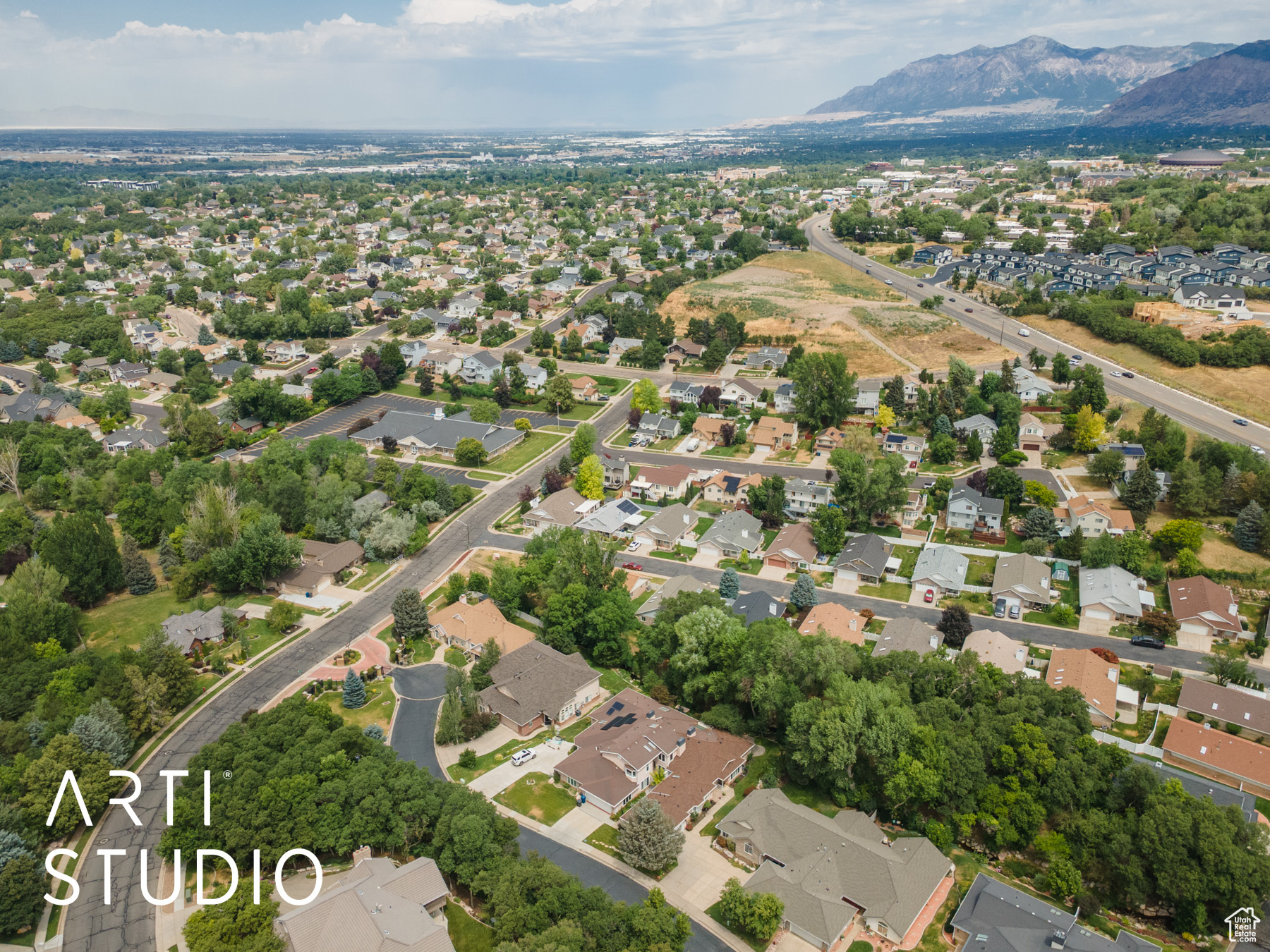 OAK CREEK - Residential Income