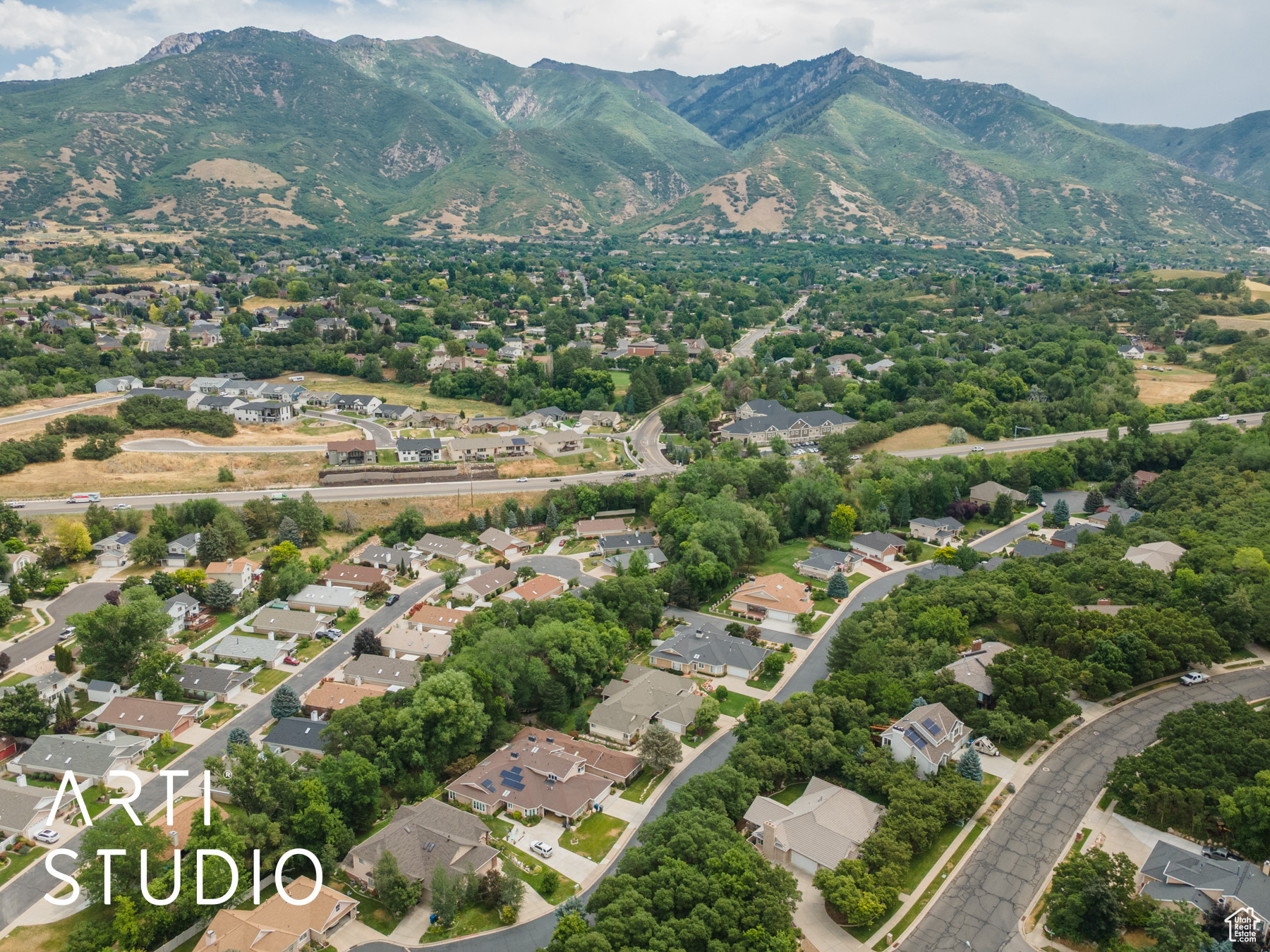 OAK CREEK - Residential Income