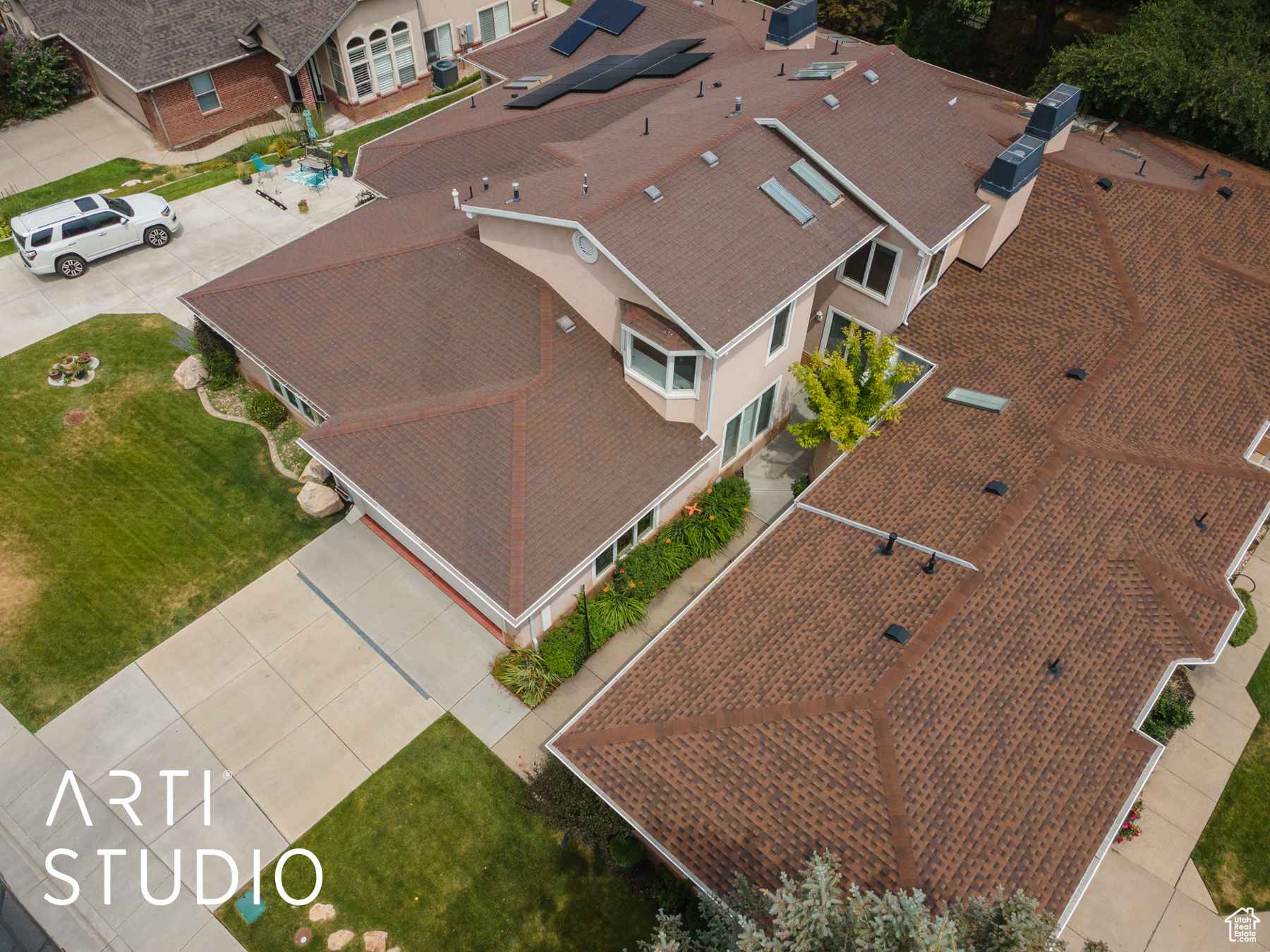 OAK CREEK - Residential Income