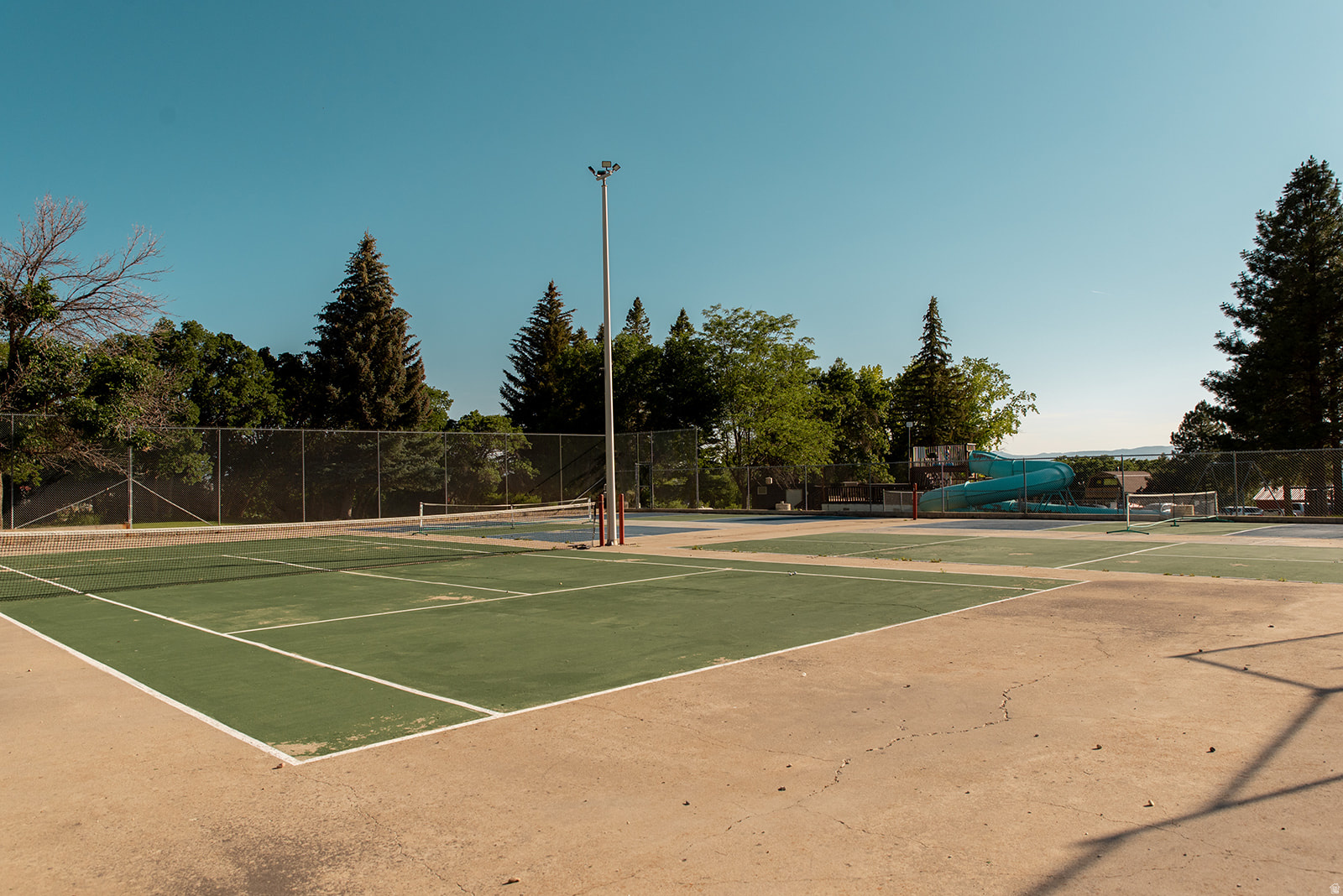 SKYLINE MOUNTAIN RESORT - Land