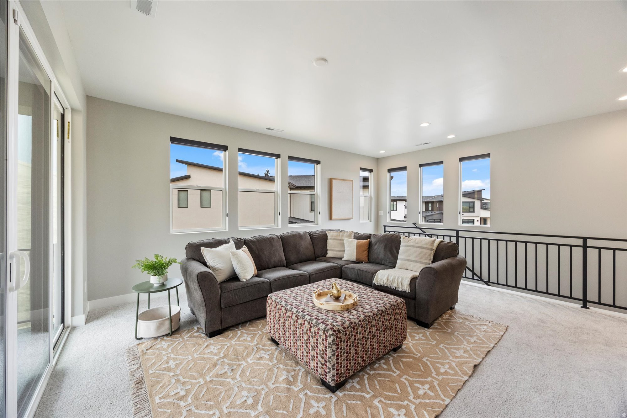 LAKEVIEW ESTATES - Residential