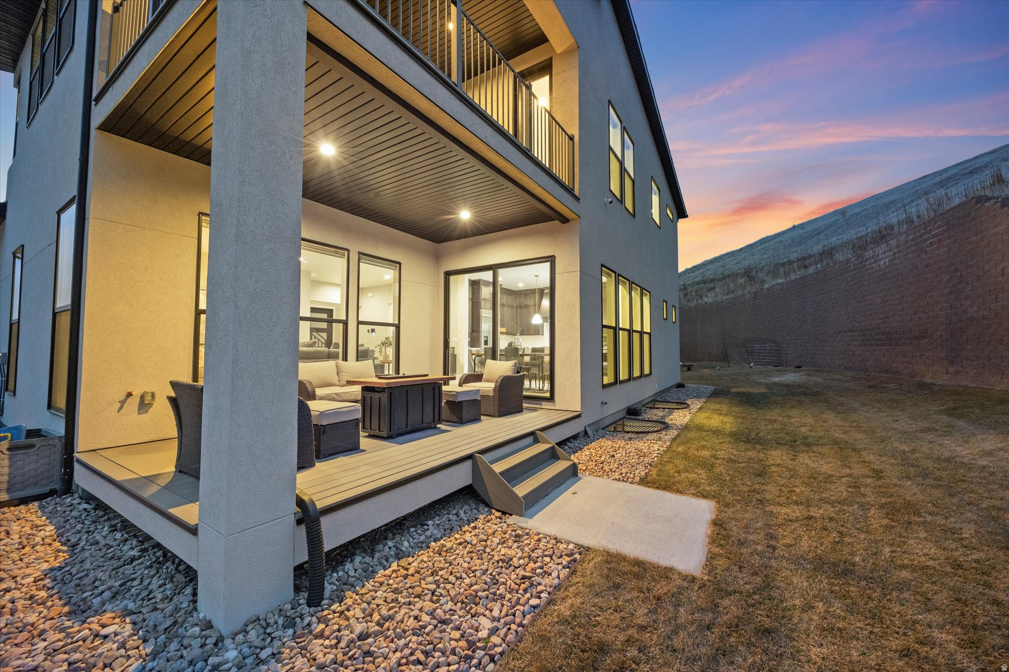 LAKEVIEW ESTATES - Residential