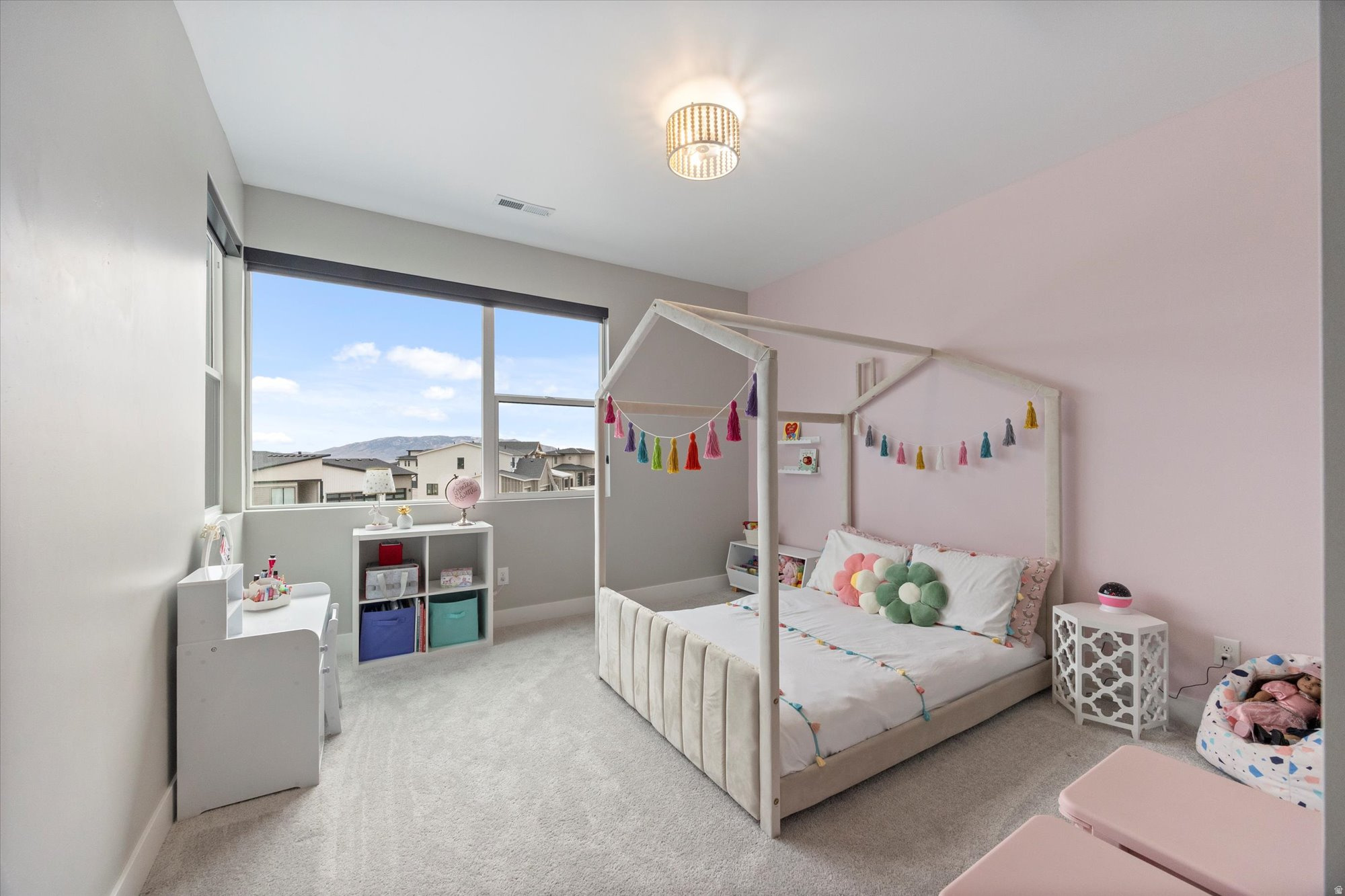 LAKEVIEW ESTATES - Residential