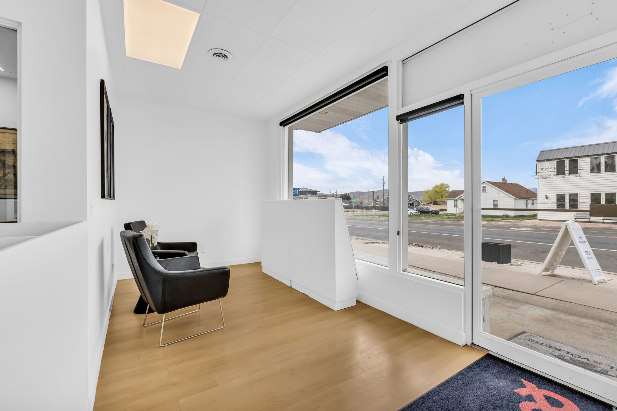 KAMAS TOWN - Commercial Sale