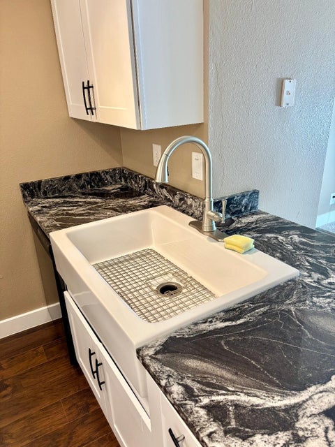 Tiny photo for 1212 E WATERSIDE CV #10, Cottonwood Heights, UT 84047 (MLS # 2171434)