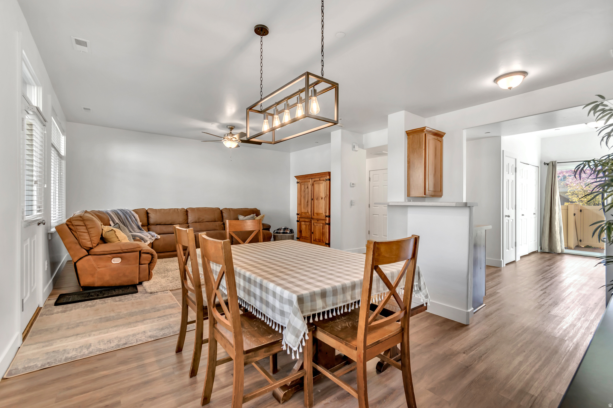 CARRIAGE HOME CONDOMINIUMS - Residential