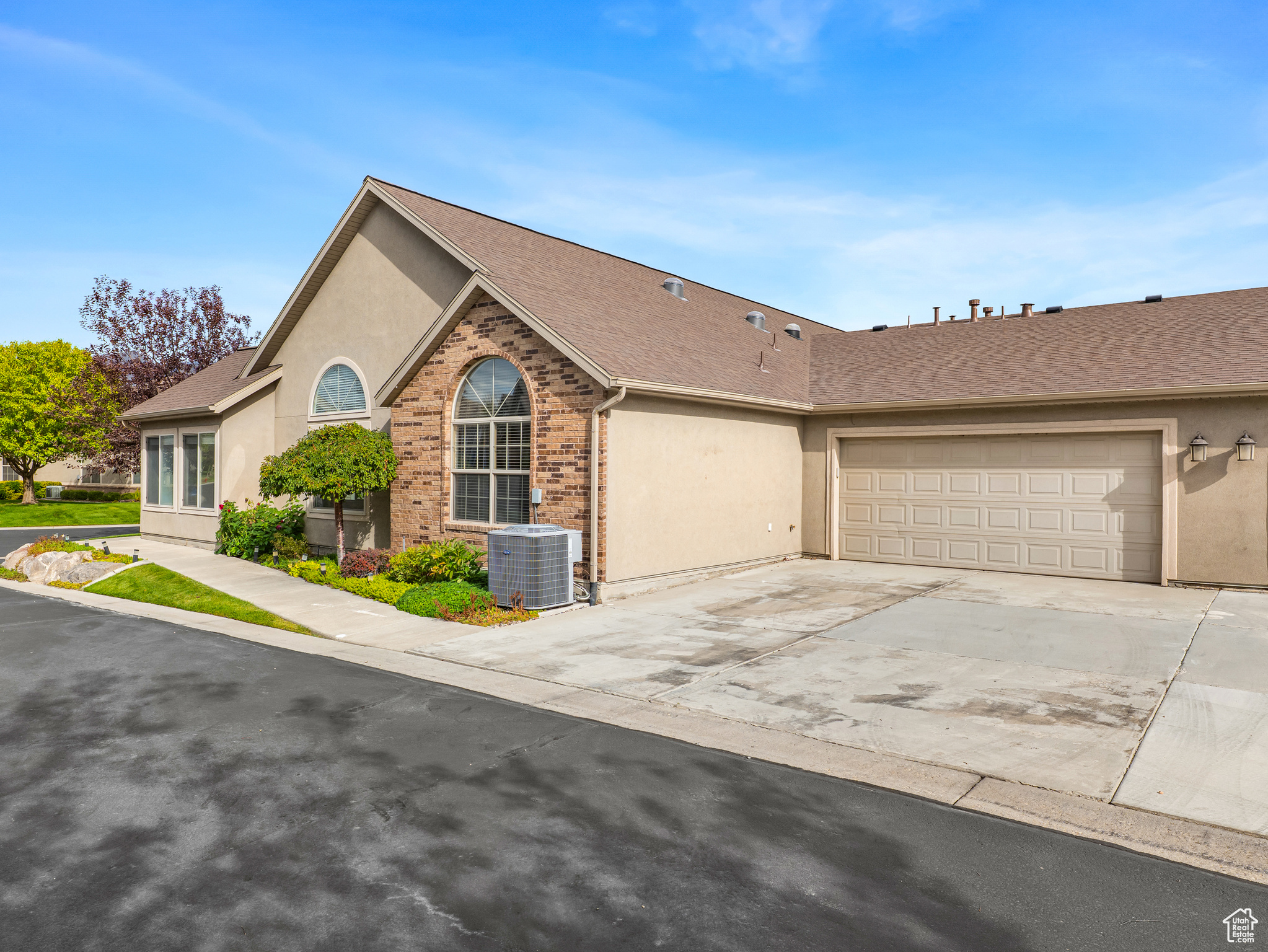 MEADOW PARK - Residential Income