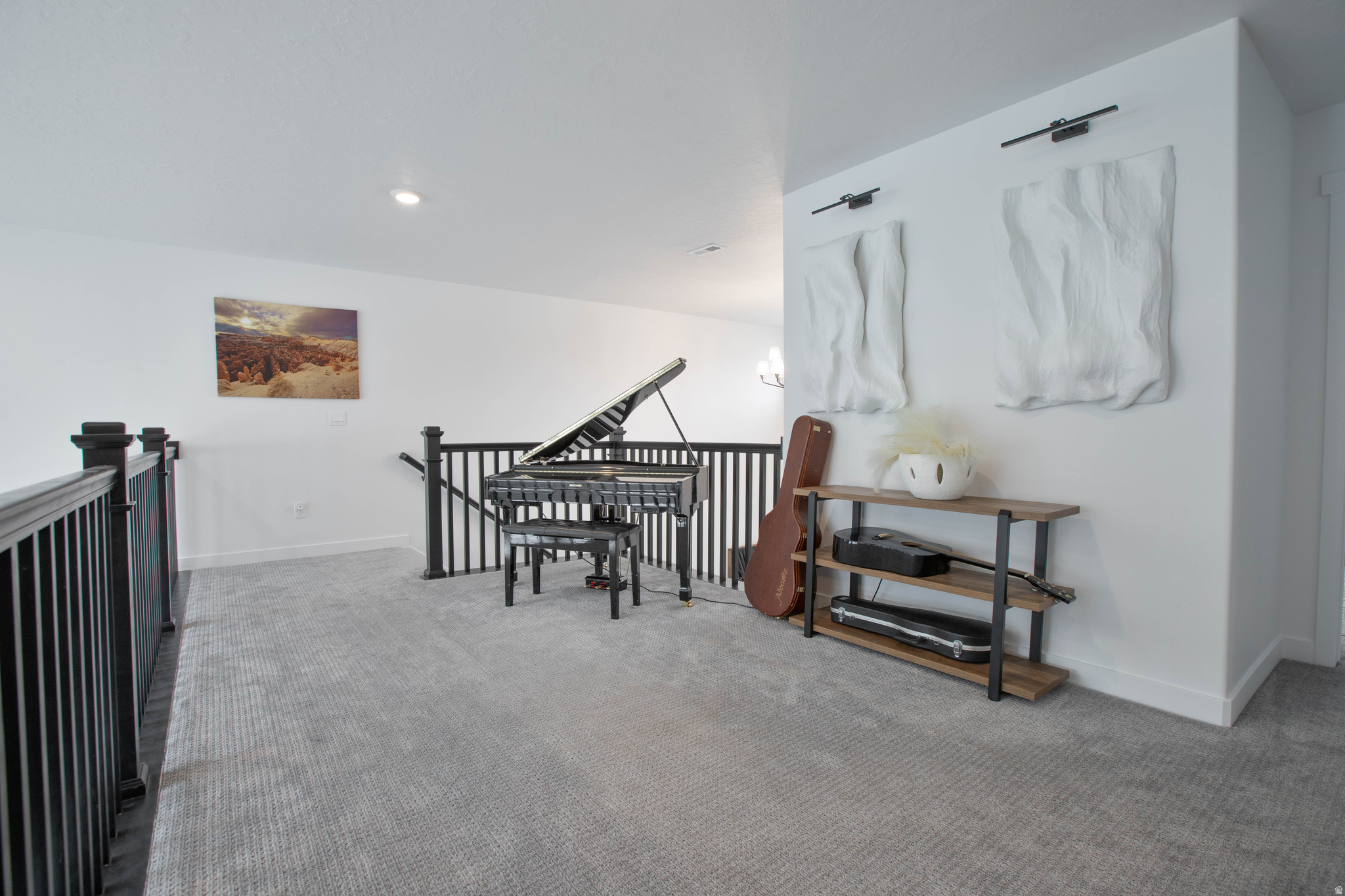 FOOTHILL VILLAGE - Residential