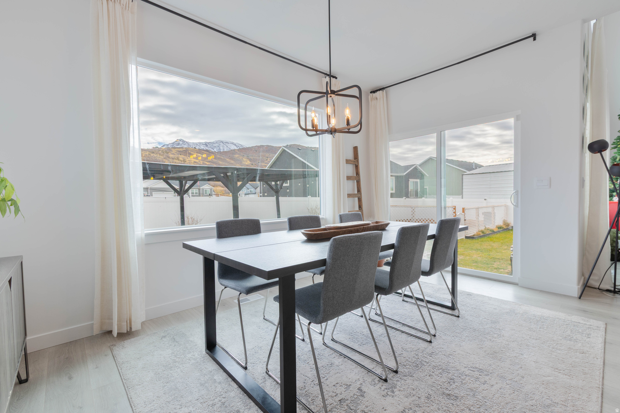 FOOTHILL VILLAGE - Residential