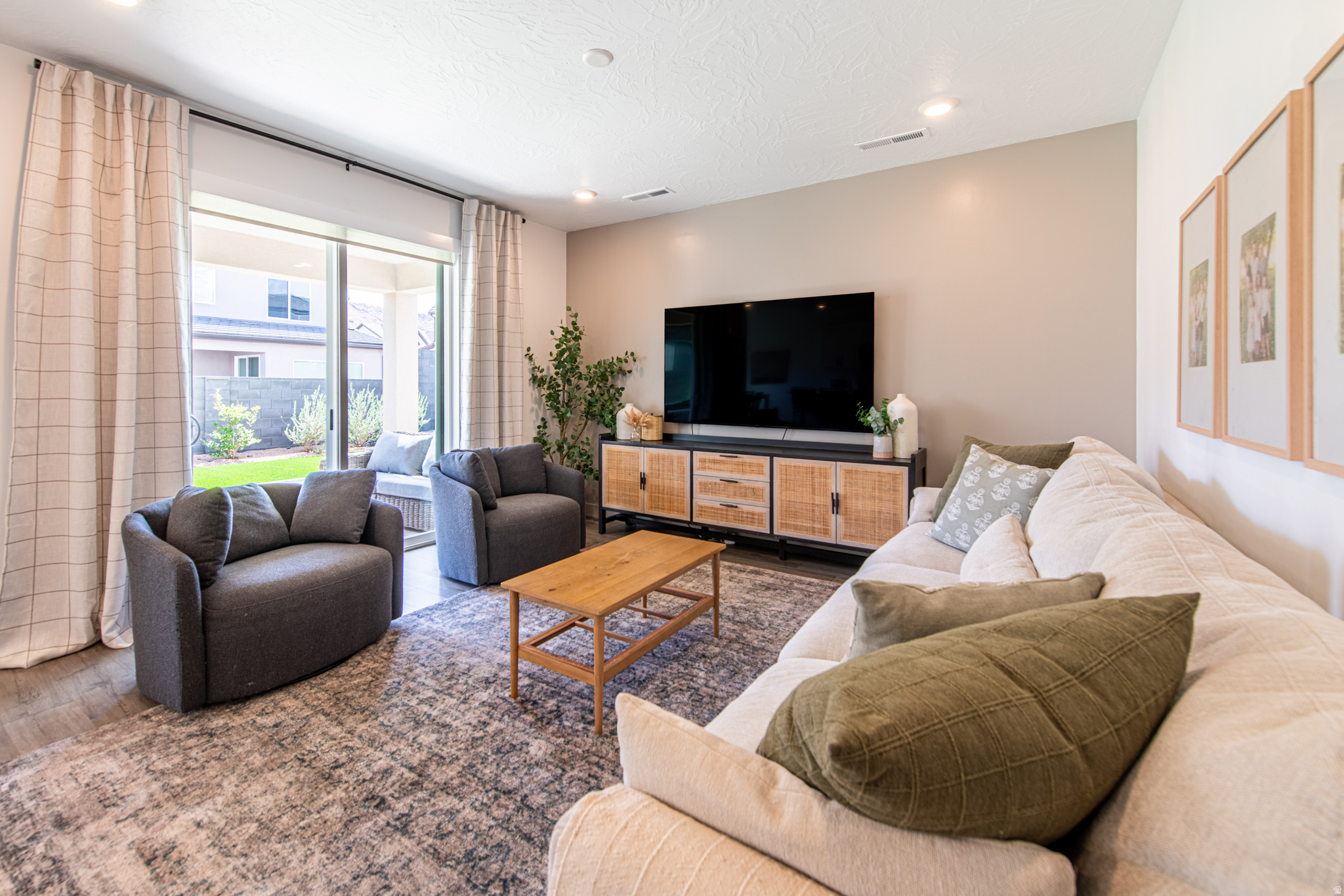STARR SPRINGS AT LONG VALLEY 2 - Residential