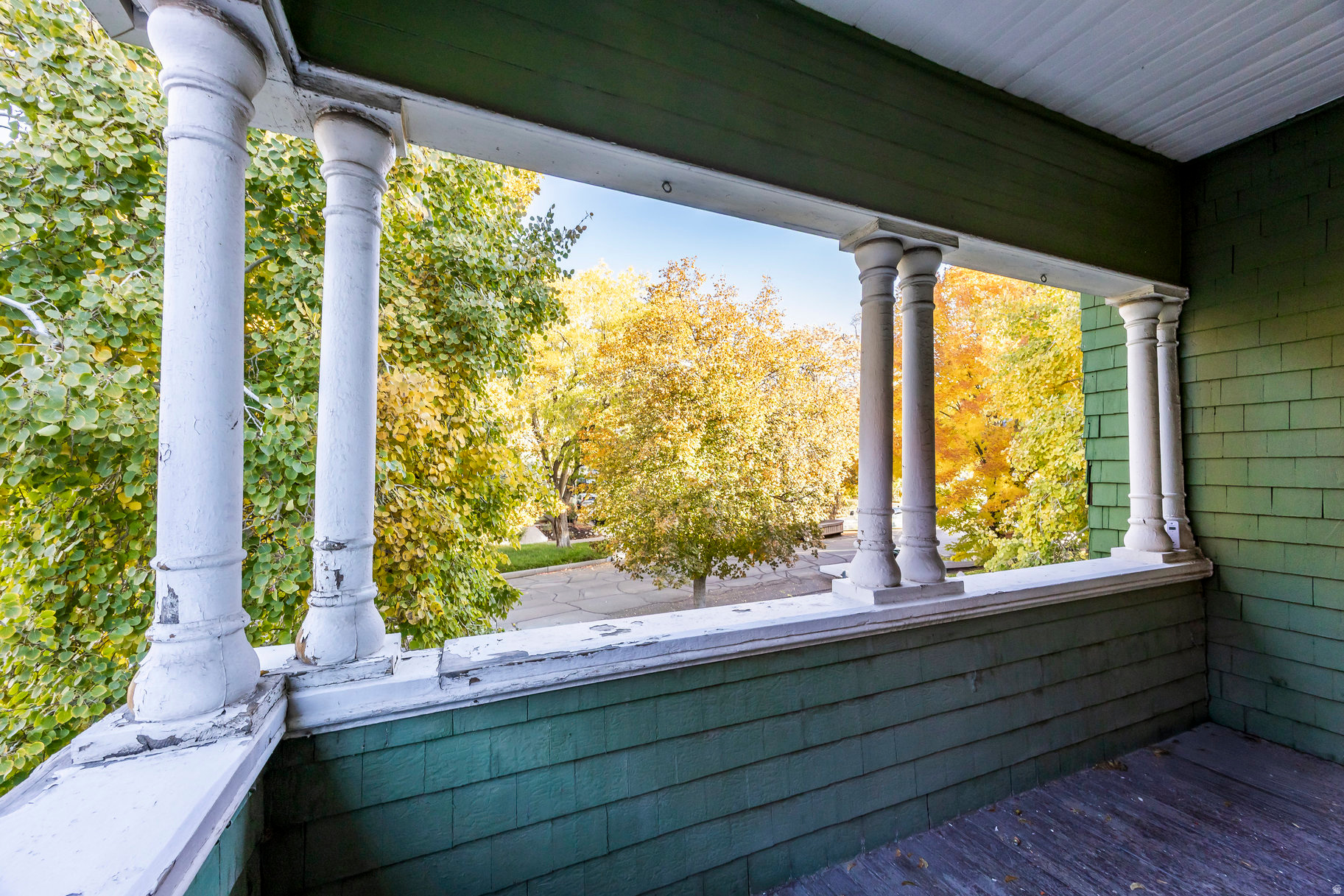 AVENUES - Residential